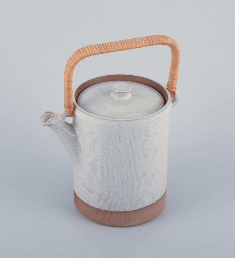 Scandinavian Modern Aage Rasmus Selsbo, Danish ceramic artist. Teapot and coffee pot in stoneware For Sale