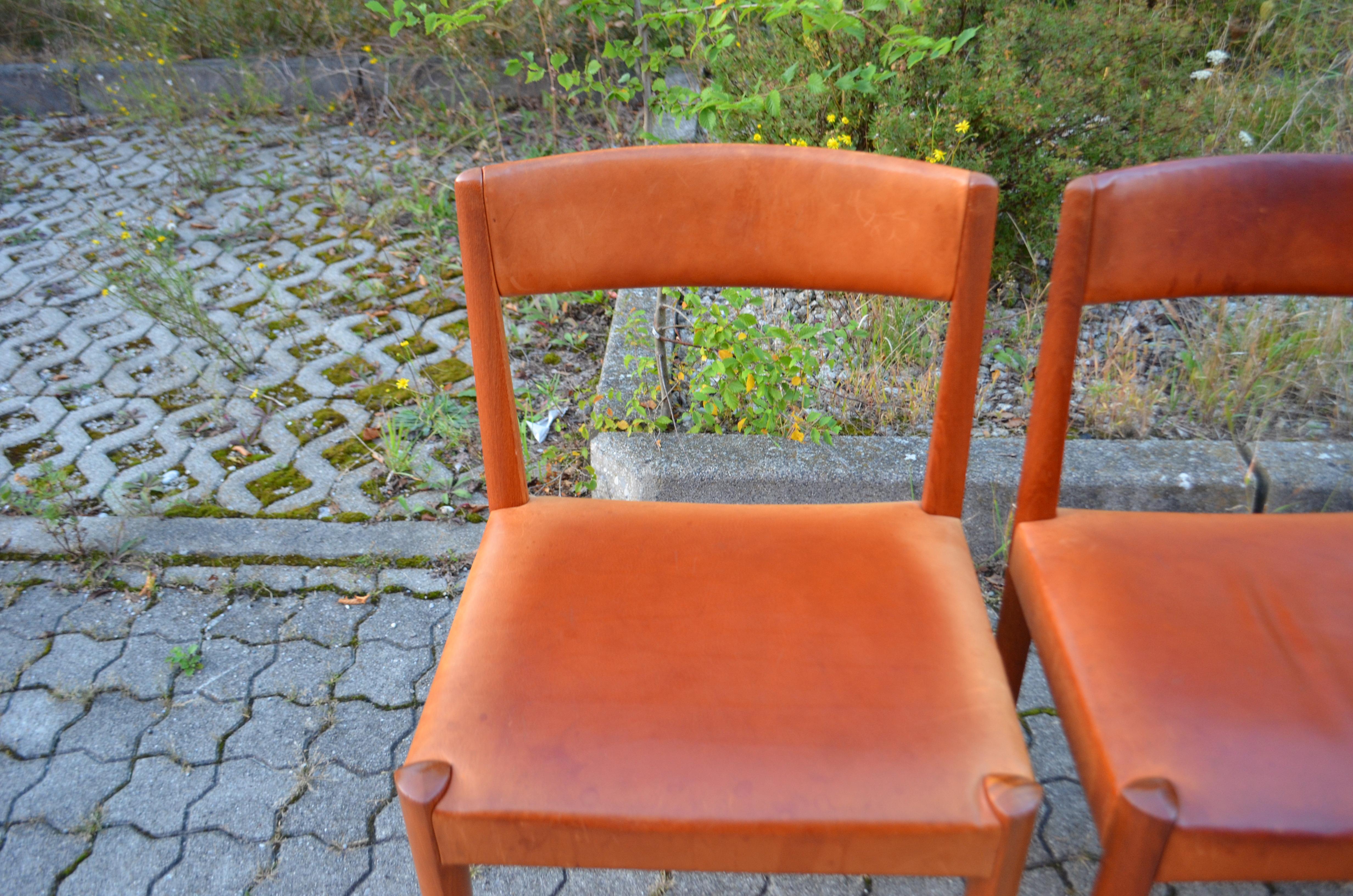 Aage Schmidt Christensen Fritz Hansen Danish Teak Cognac Dining Chair Set of 4 For Sale 11