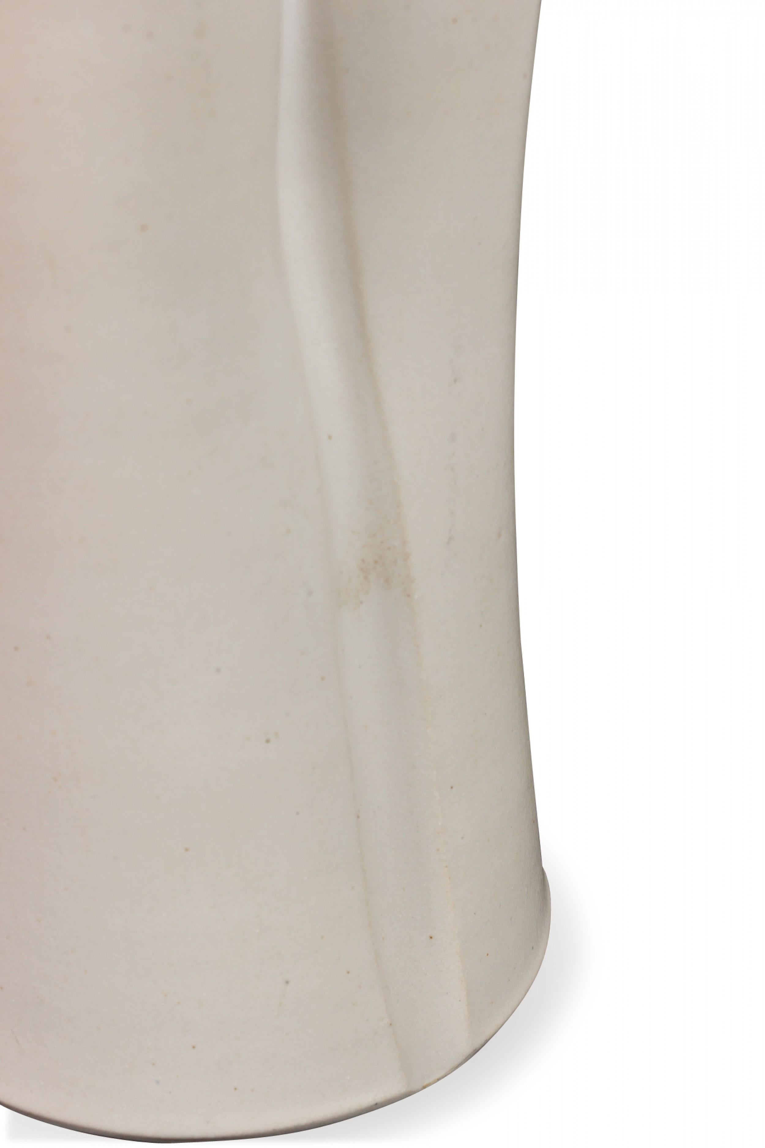20th Century Aage Würtz Danish Mid-Century White Organic Lobed Porcelain Vase