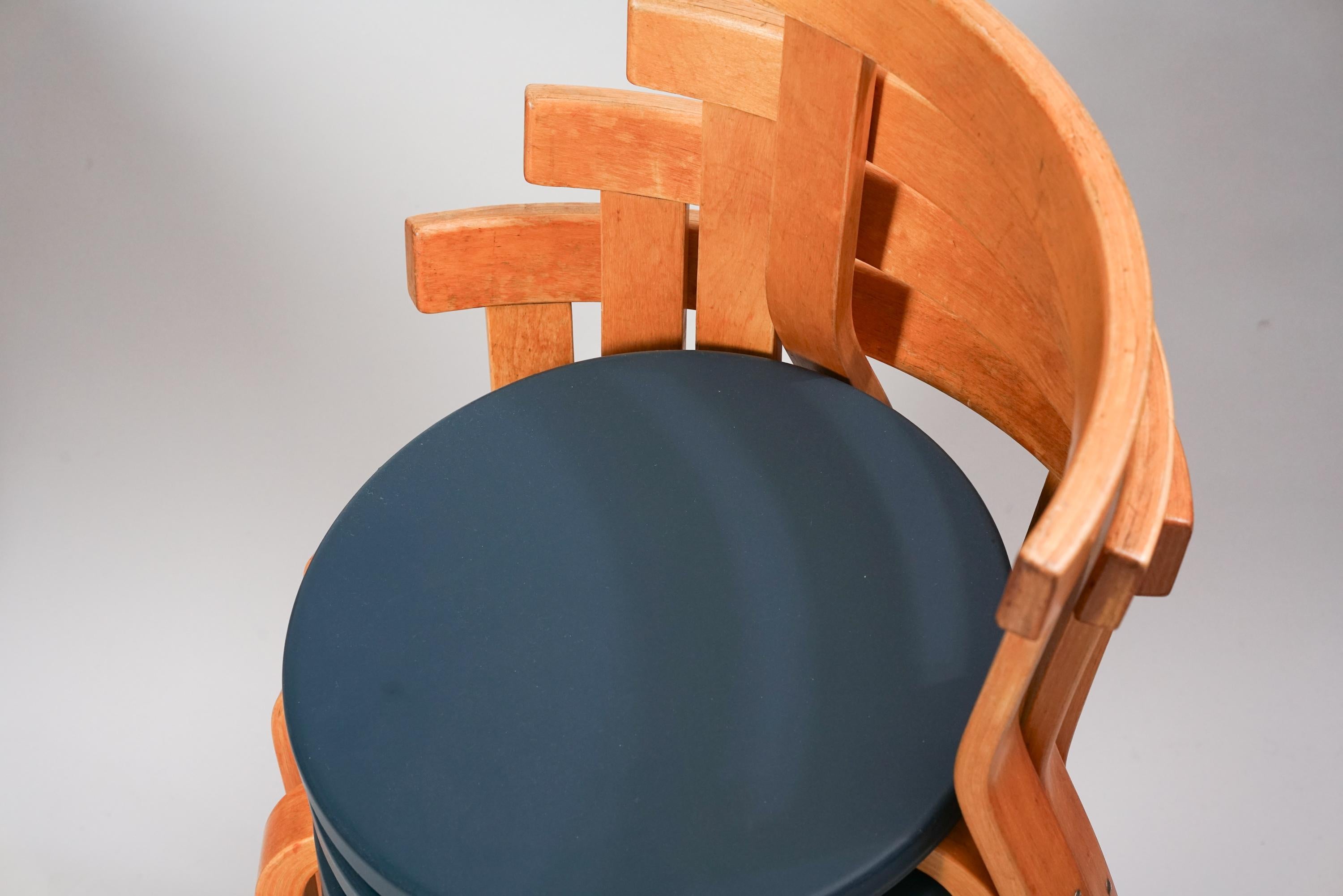 Mid-20th Century Aalto Table and Four Model 68 Chairs, Oy Huonekalu- ja Rakennustyötehdas Ab For Sale