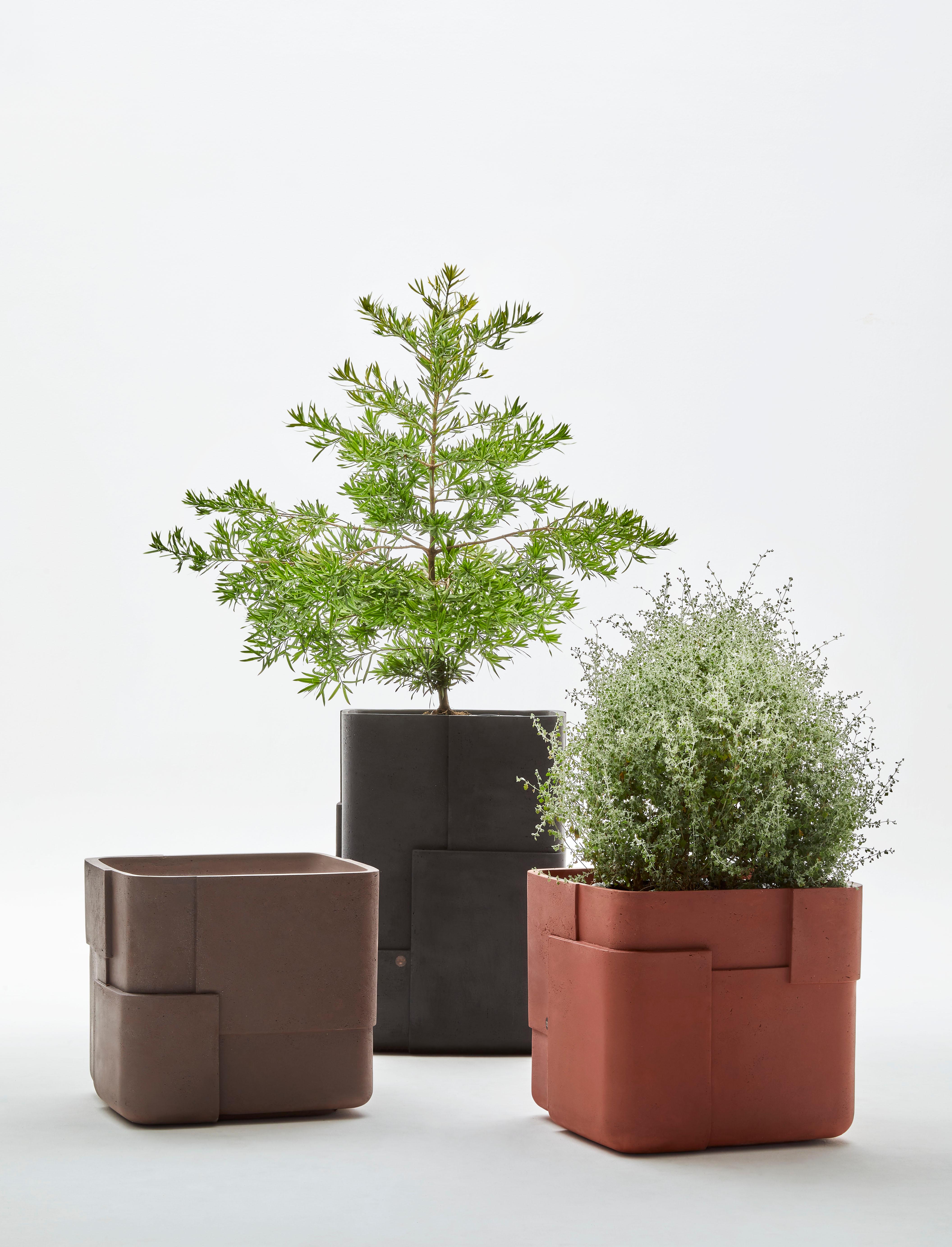Aarde Square Sandstone Planter by Indigenus For Sale 6