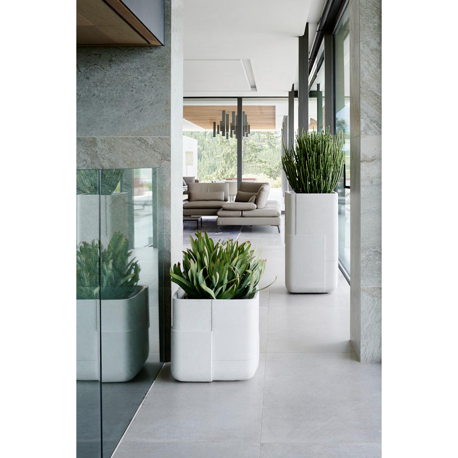 Post-Modern Aarde Tall XS Sandstone Planter by Indigenus For Sale
