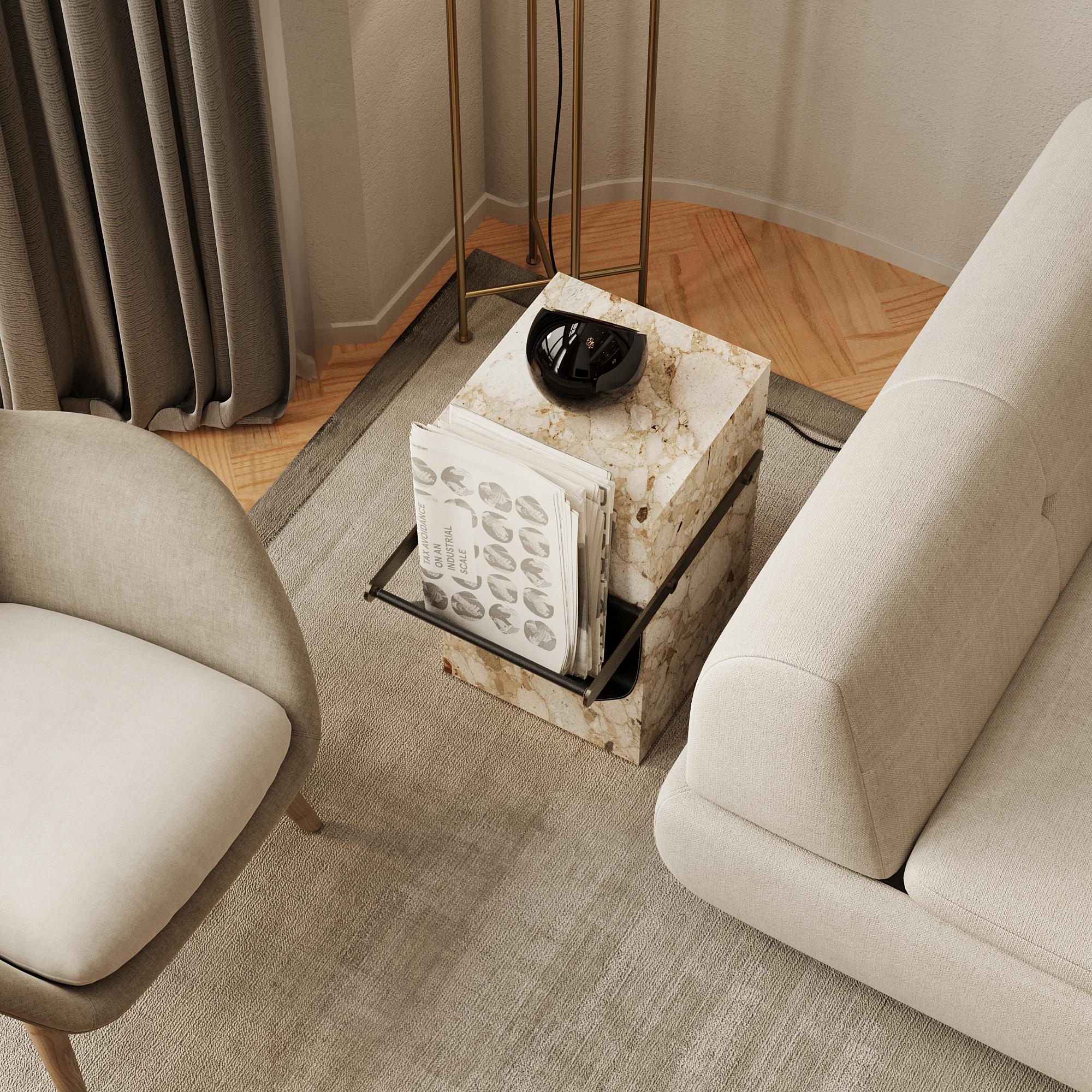 Portugais Aarhaus - Table d'appoint en marbre avec pochette de rangement - Beige Breccia en vente