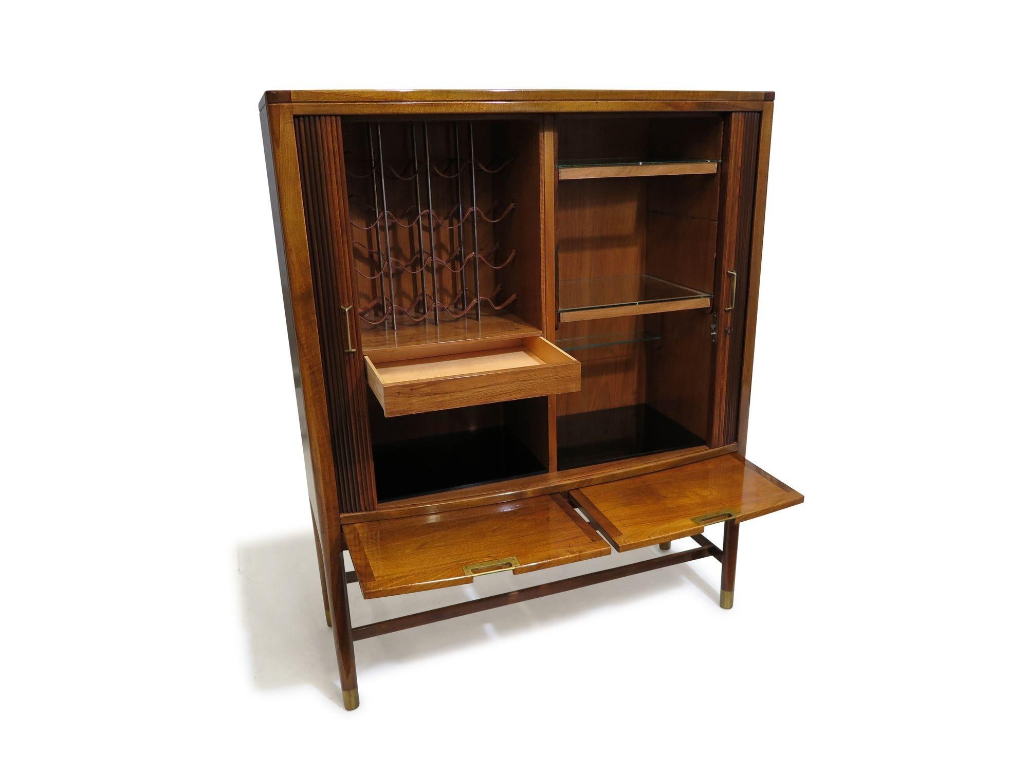 20ième siècle Cabinet Aarhus Rådhus, 1941, par Hans J. Wegner en vente