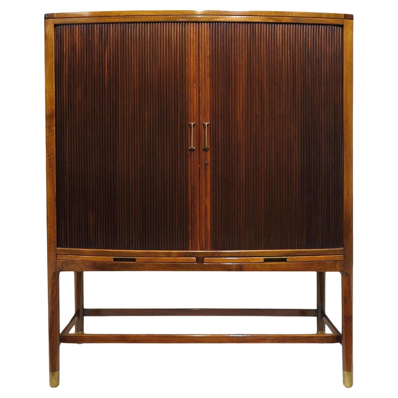 Cabinet Aarhus Rådhus, 1941, par Hans J. Wegner