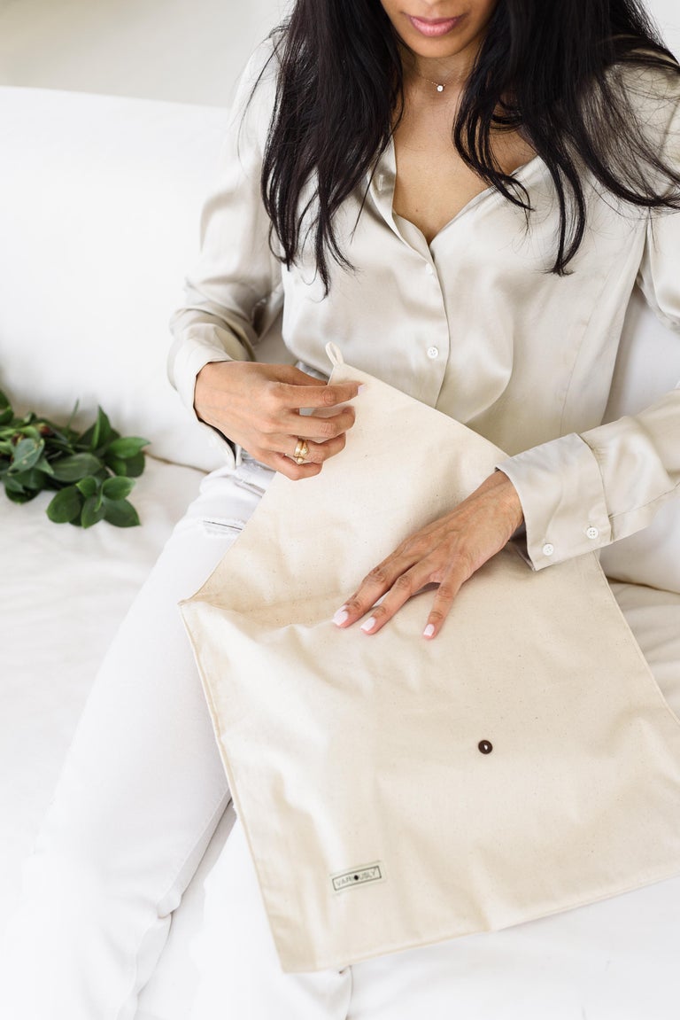 AARI Handloom Indigo Stripes Pattern Throw / Blanket in Organic Cotton For Sale 7