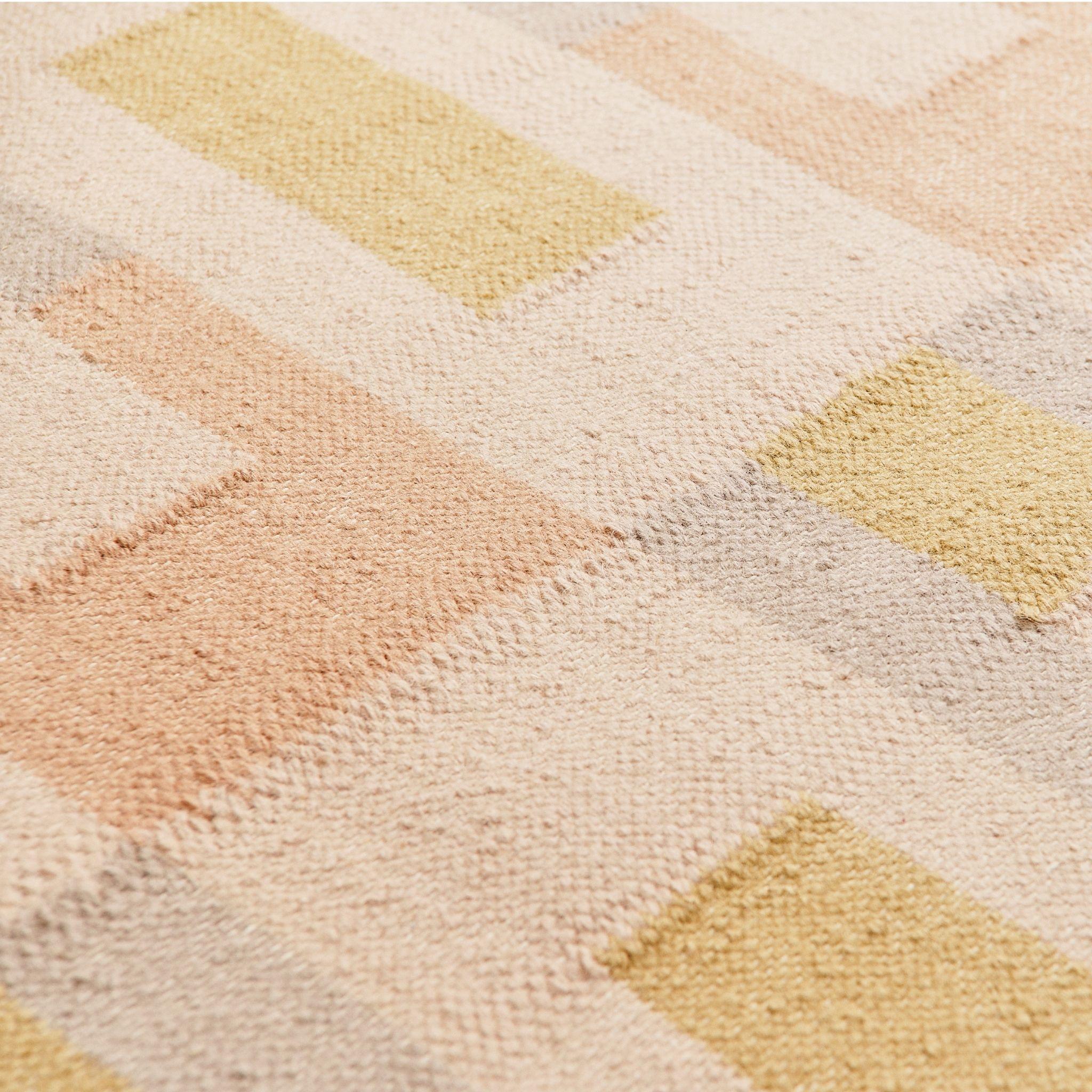 Organic Modern Aari Handwoven Geometric Modern Indian Rug in Multicolor Pastel Shades For Sale