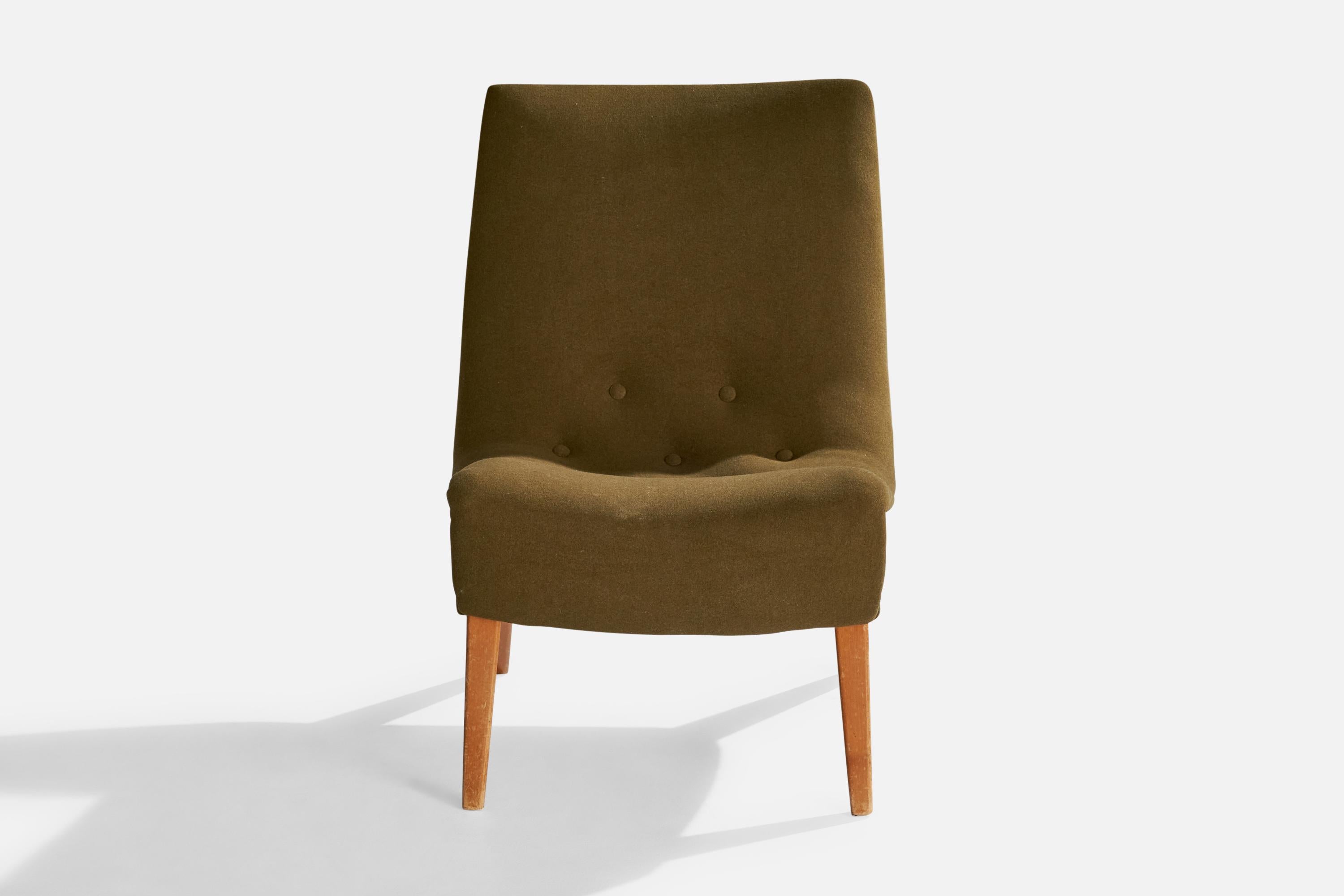 Aarne Ervi Attribution, Slipper Chair, Wood, Fabric, Finland, 1950s In Good Condition For Sale In High Point, NC