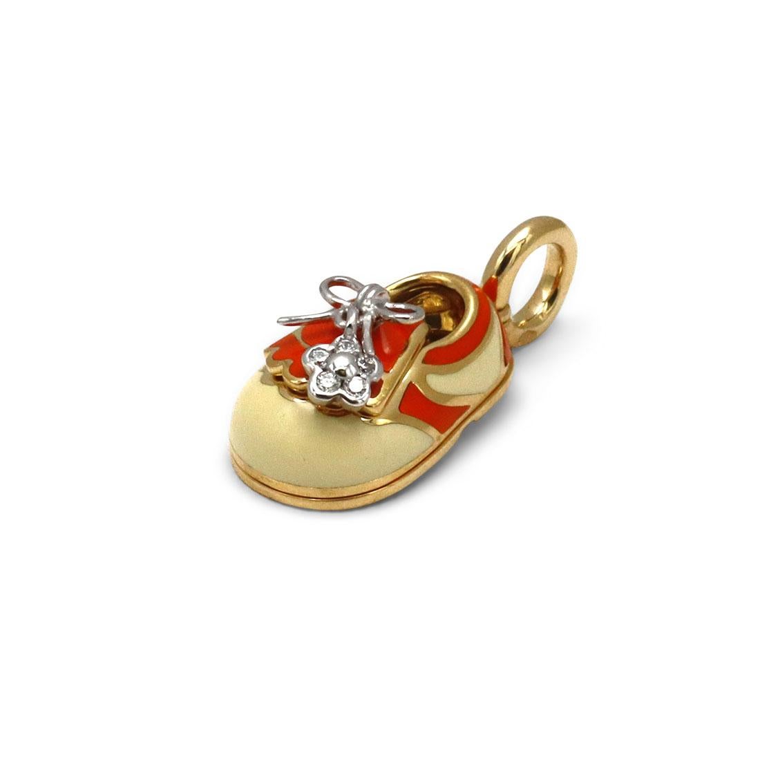 Authentic Aaron Basha charm crafted in 18 karat yellow gold. This precious shoe charm is coated in orange and cream-colored enamel and features a simple bow and flower charm set with an estimated 0.05 carats of round cut diamonds. The shoe measures