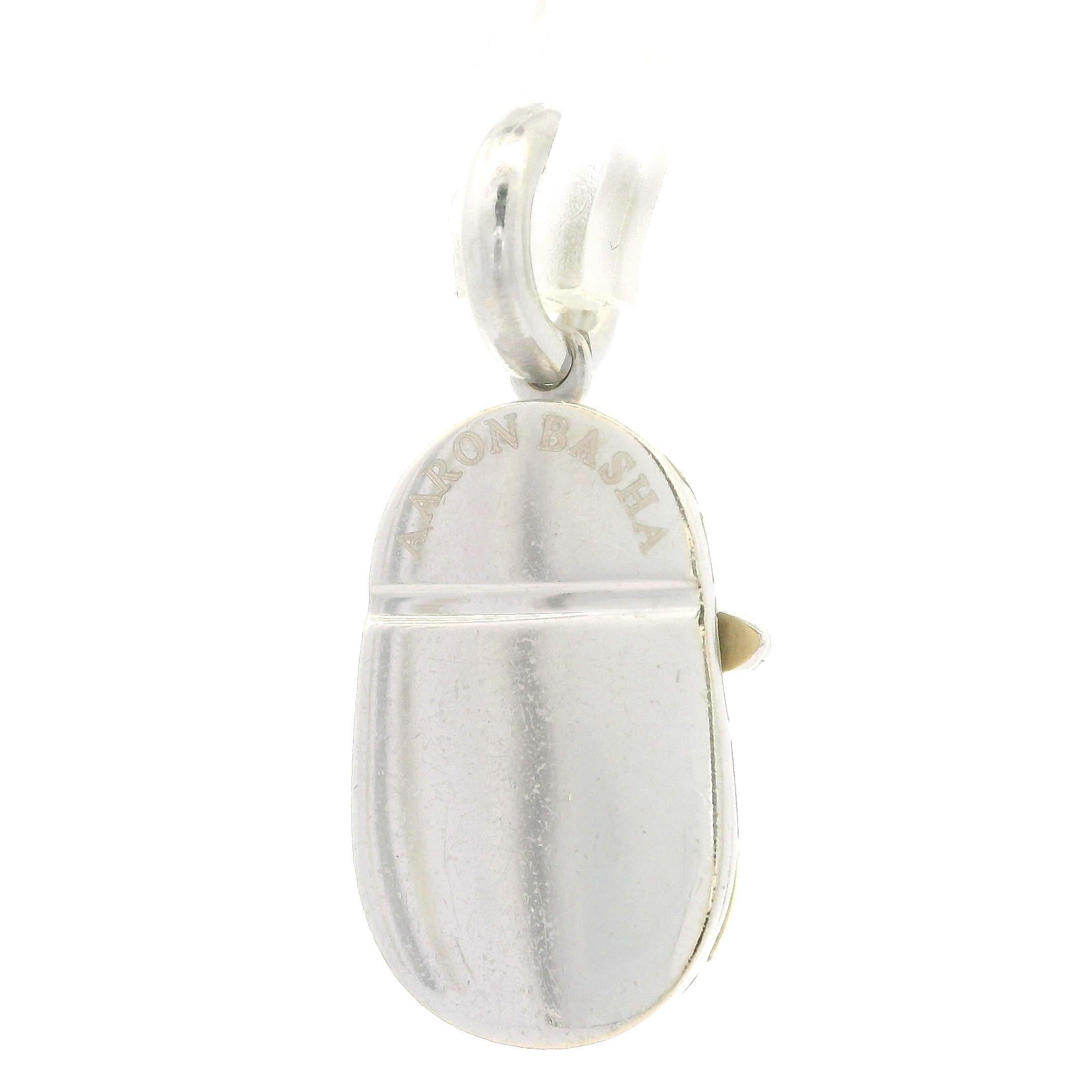 --Pietre: --
(9) Diamante naturale autentico - Taglio rotondo Brilliante - Incastonato - Colore Whiting - 0,06ct (circa)

Materiale: Oro bianco massiccio 18 carati con smalto color crema, rosa, arancione e verde.
Peso: 6.06 grammi
Larghezza