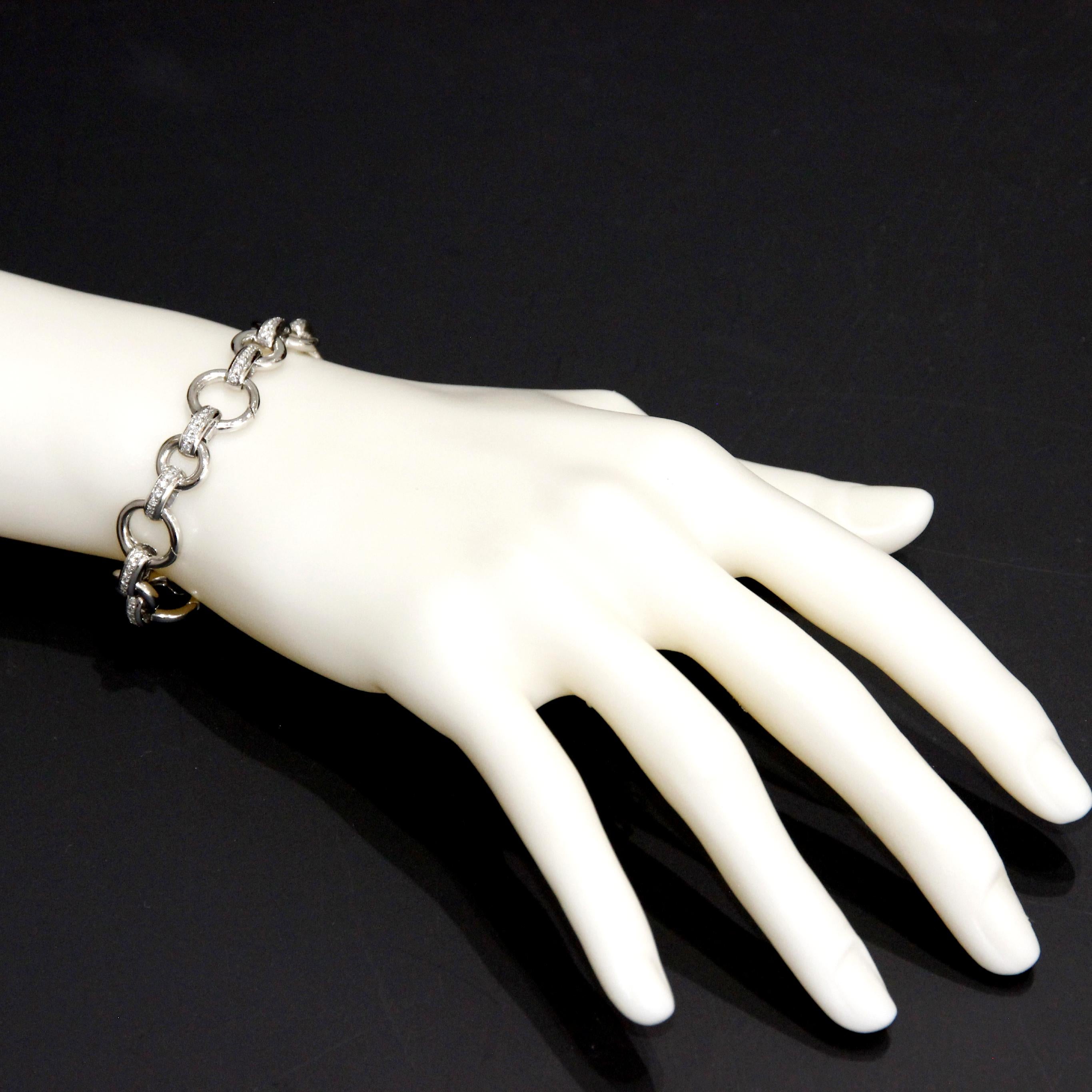 Aaron Basha 18k White Gold  and Diamonds  Link Bracelet  D=0.95ctw     In New Condition For Sale In North Miami Beach, FL