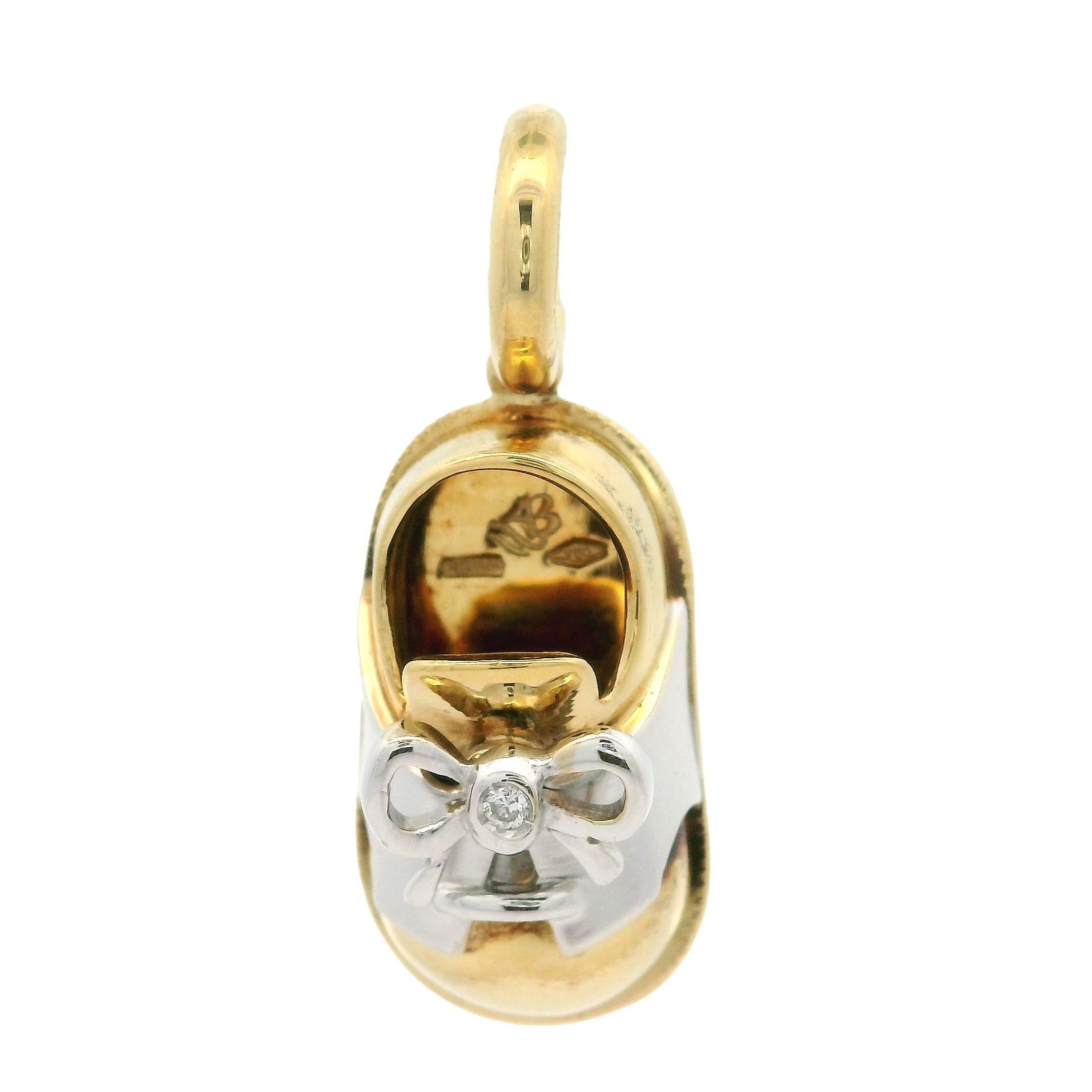 Women's Aaron Basha 18k Yellow & White Gold Diamond Classic Saddle Bow Baby Shoe Pendant For Sale