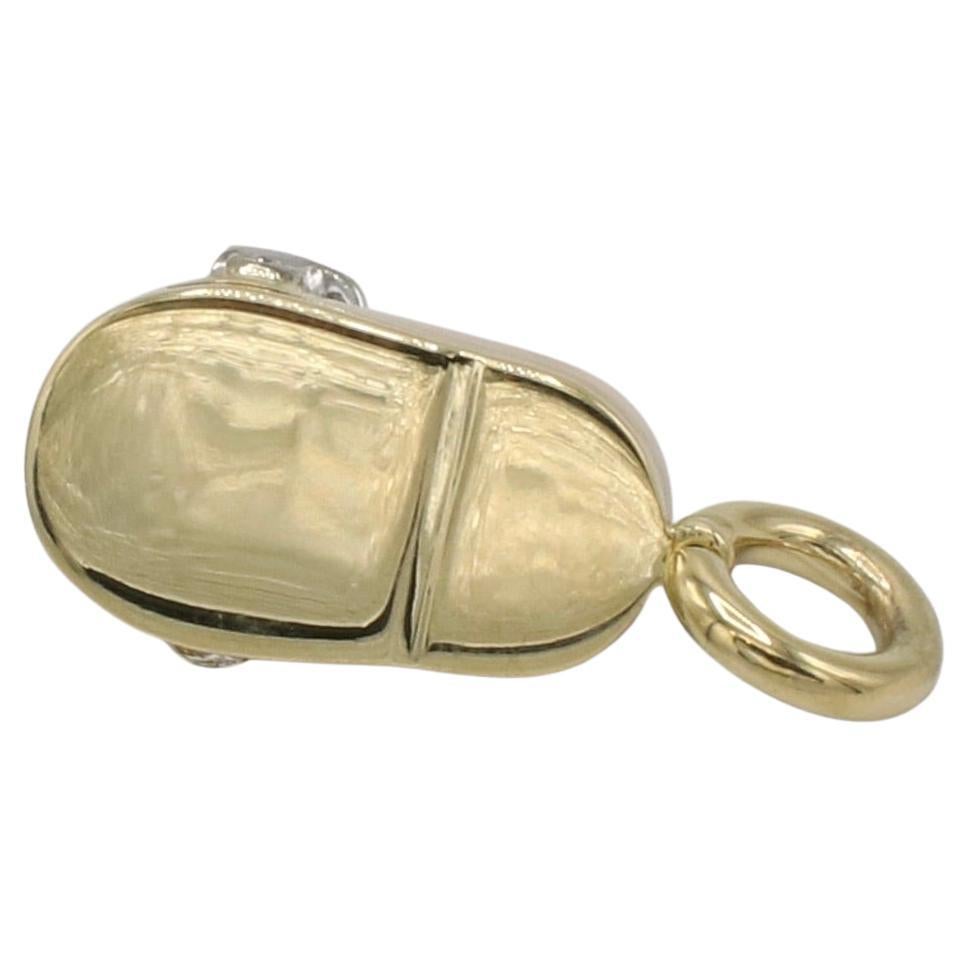 Round Cut Aaron Basha Baby Shoe 18 Kt Yellow Gold  Pink Enamel & Natural Diamond Bow Charm For Sale
