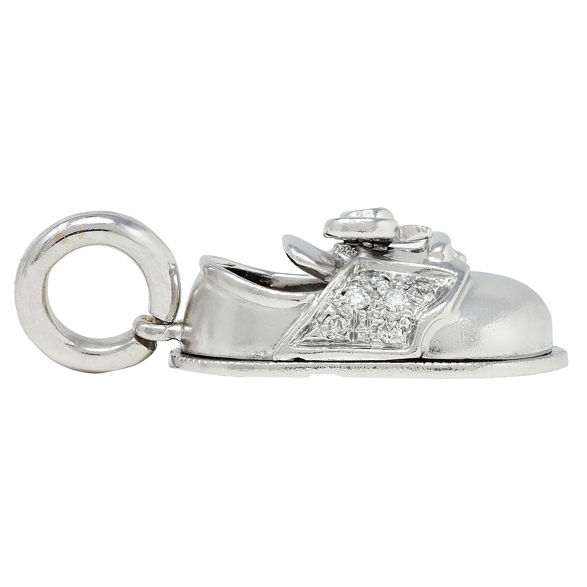 Aaron Basha Contemporary Diamond 18 Karat Weißgold Baby Schuh Charm im Zustand „Hervorragend“ im Angebot in Philadelphia, PA