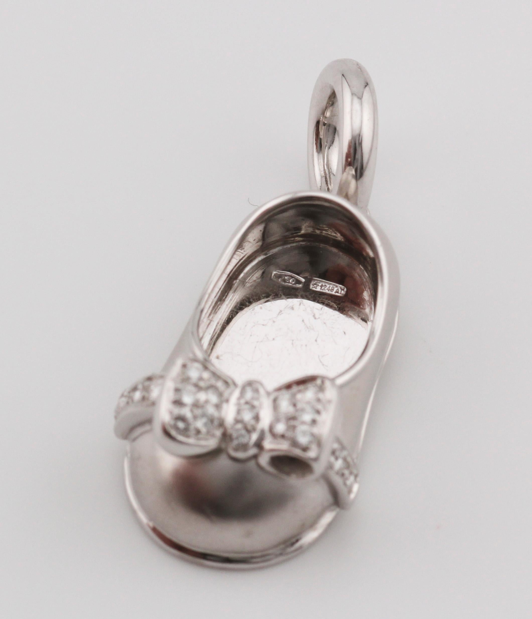 Aaron Basha Diamond 18K White Gold Baby Girl Shoe with Diamond Bow Charm Pendant For Sale 1