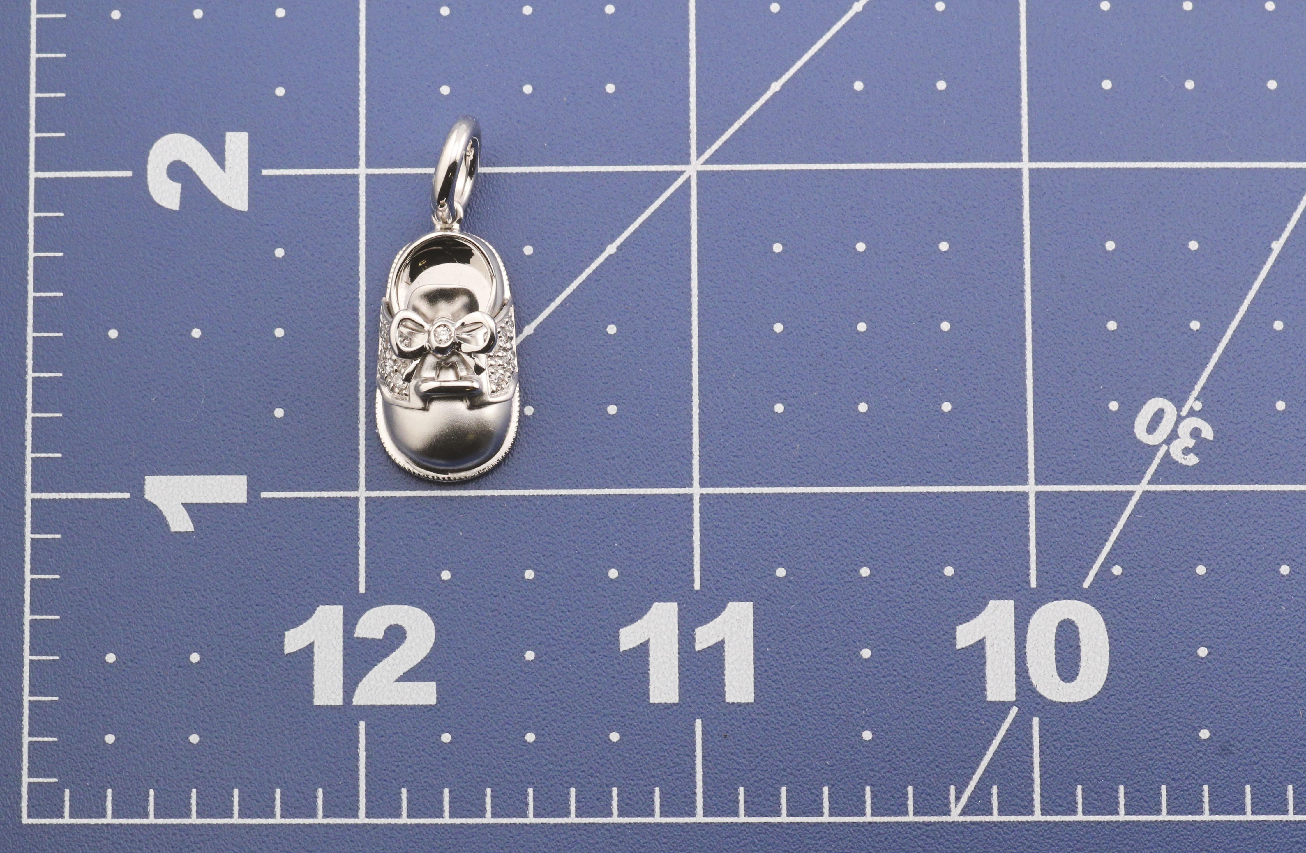Aaron Basha Diamond 18K White Gold Baby Shoe with Bow Charm Pendant For Sale 2