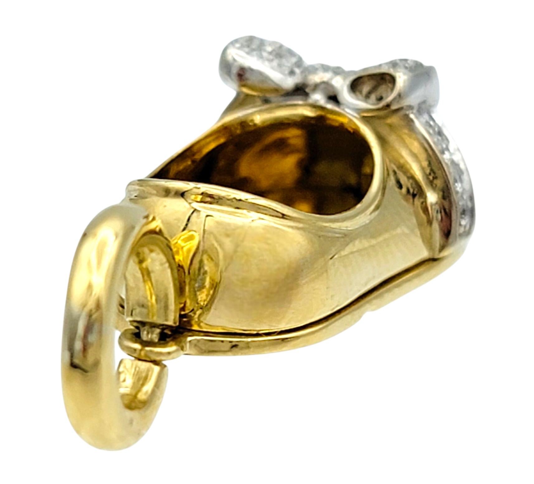 Aaron Basha, breloque / pendentif de ballet avec nœud en diamant et or jaune 18 carats Bon état - En vente à Scottsdale, AZ