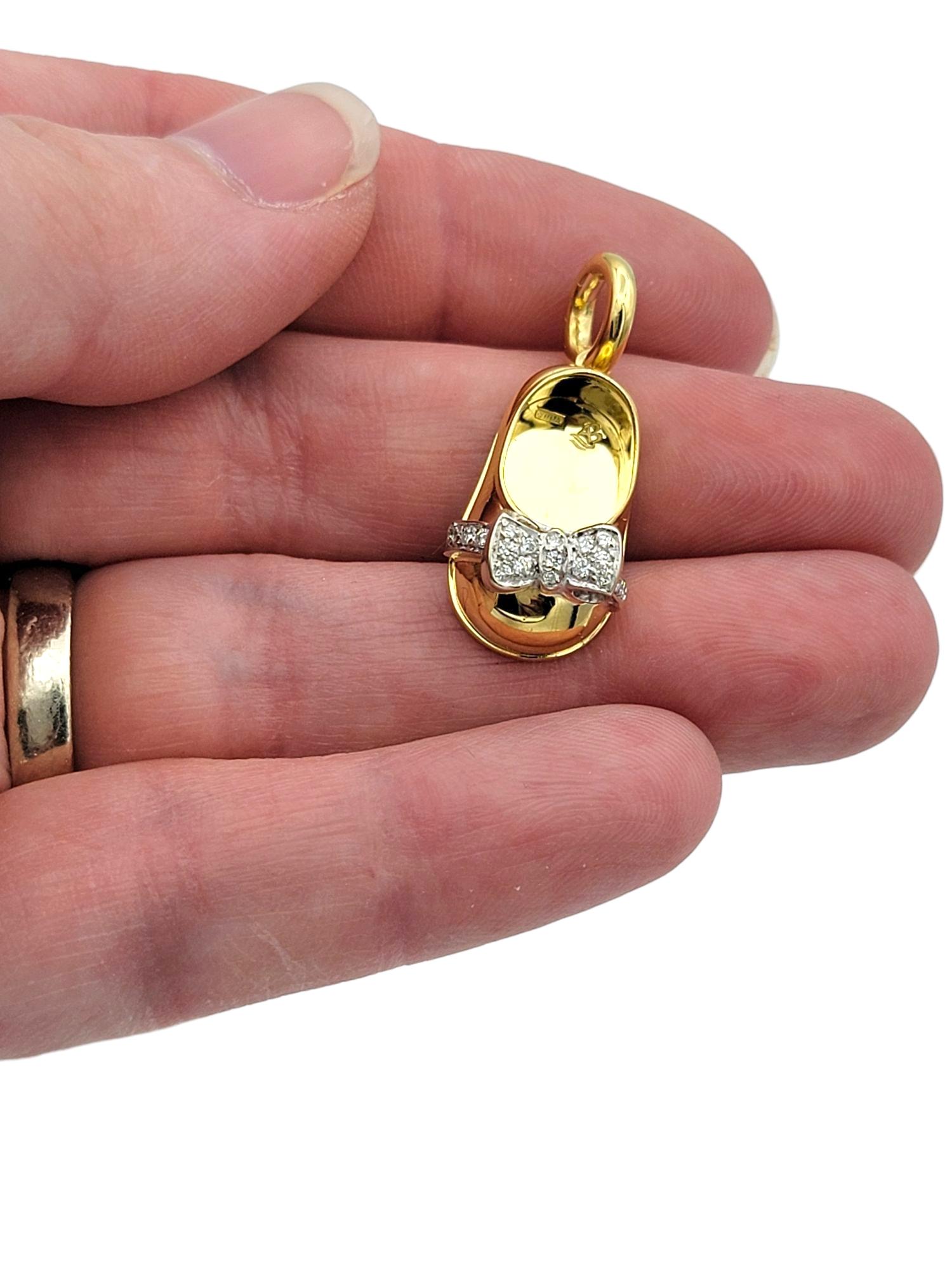 Aaron Basha, breloque / pendentif de ballet avec nœud en diamant et or jaune 18 carats en vente 3