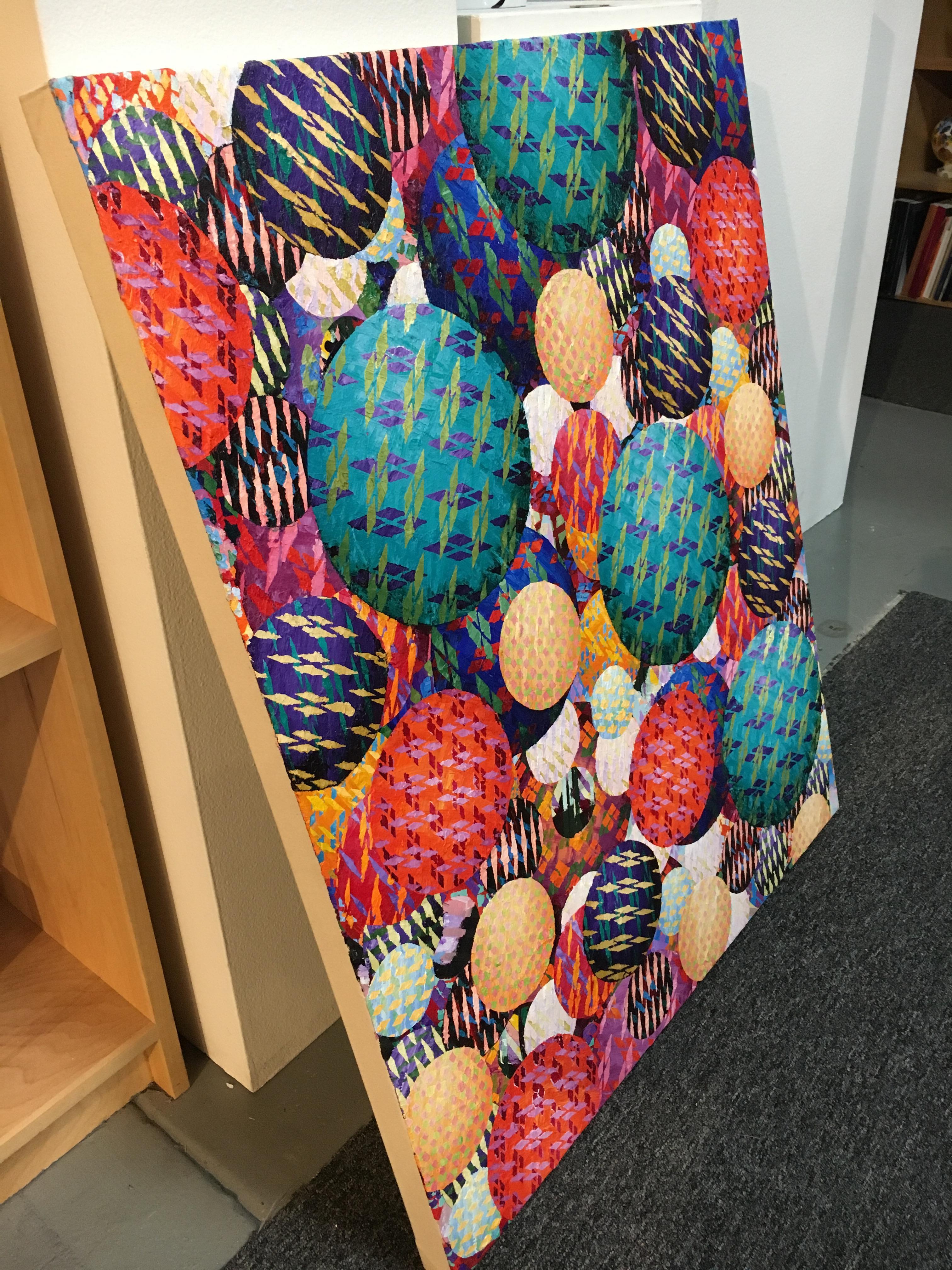 Aaron Karp ha expuesto su obra en numerosas ocasiones y ha recibido el reconocimiento de varios premios, becas y residencias artísticas. Aaron Karp ha desarrollado un estilo de pintura que utiliza diversos sistemas de encintado para desarrollar