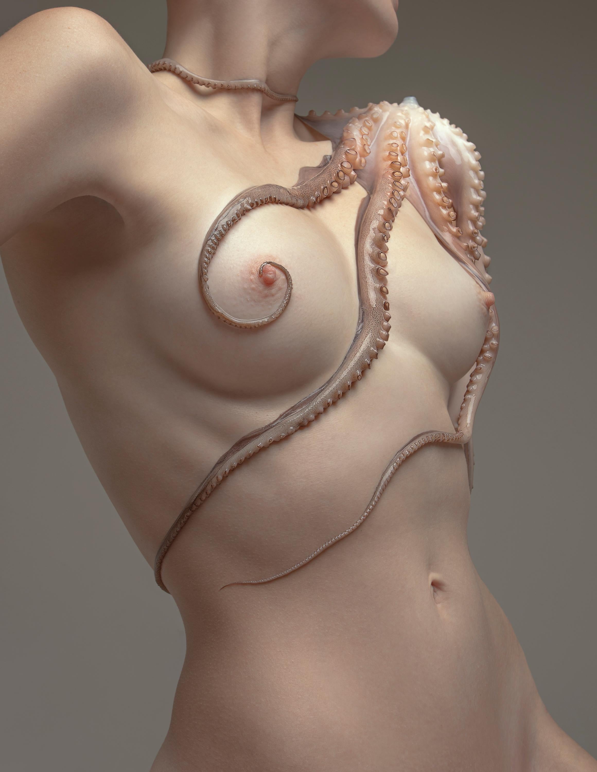 Nude Photograph di Aaron McPolin - "Amas Luna Storm I" (FRAMED) Fotografia 60" x 40" in Ed. 1/3 di Aaron Mcpolin