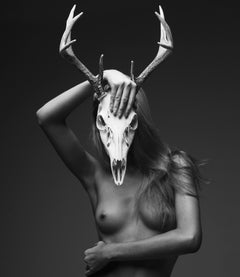 „Cernunnos“ – Aktfoto, 30" x 24", in limitierter Auflage 1/7 von Aaron Mcpolin