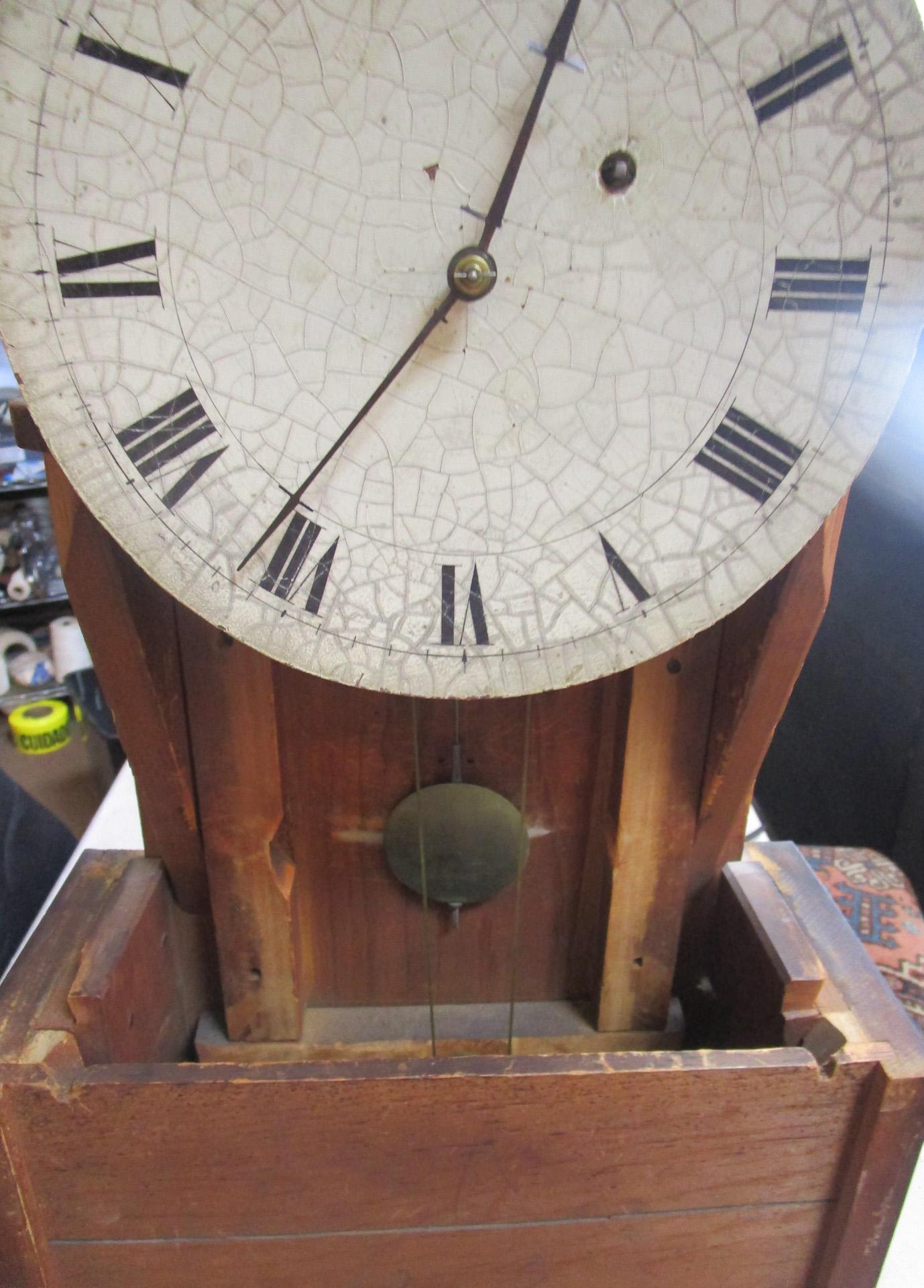 Aaron Willard Boston Mahogany Shelf Clock w/ Eglomisé Painting & Eagle Finial For Sale 6