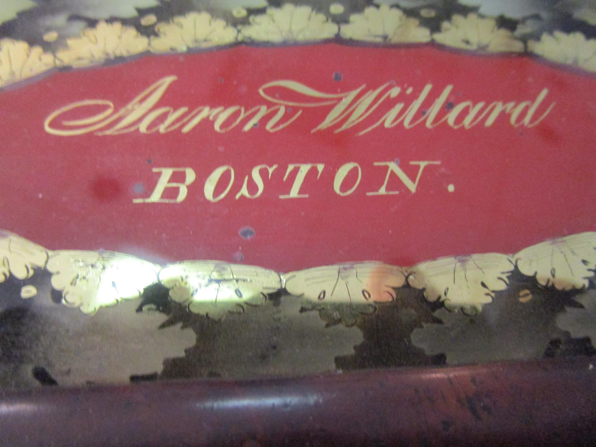 Aaron Willard Boston Mahogany Shelf Clock w/ Eglomisé Painting & Eagle Finial en vente 12