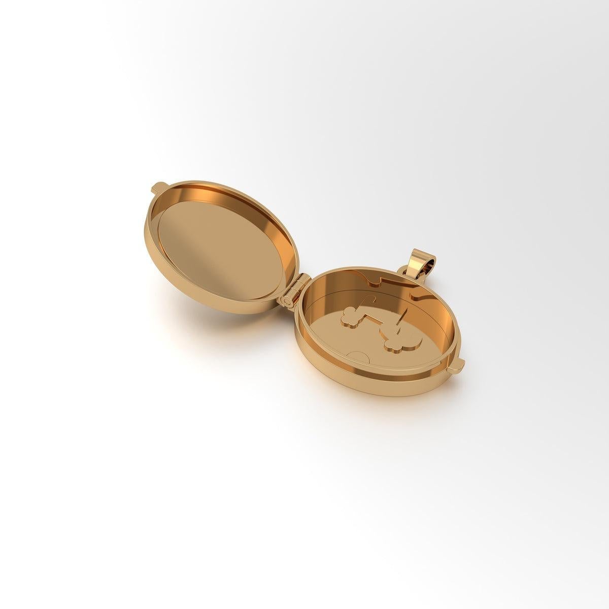 Aayat Horizontal Oval Taawiz with Diamond Outline without Chain In New Condition For Sale In Surat, IN