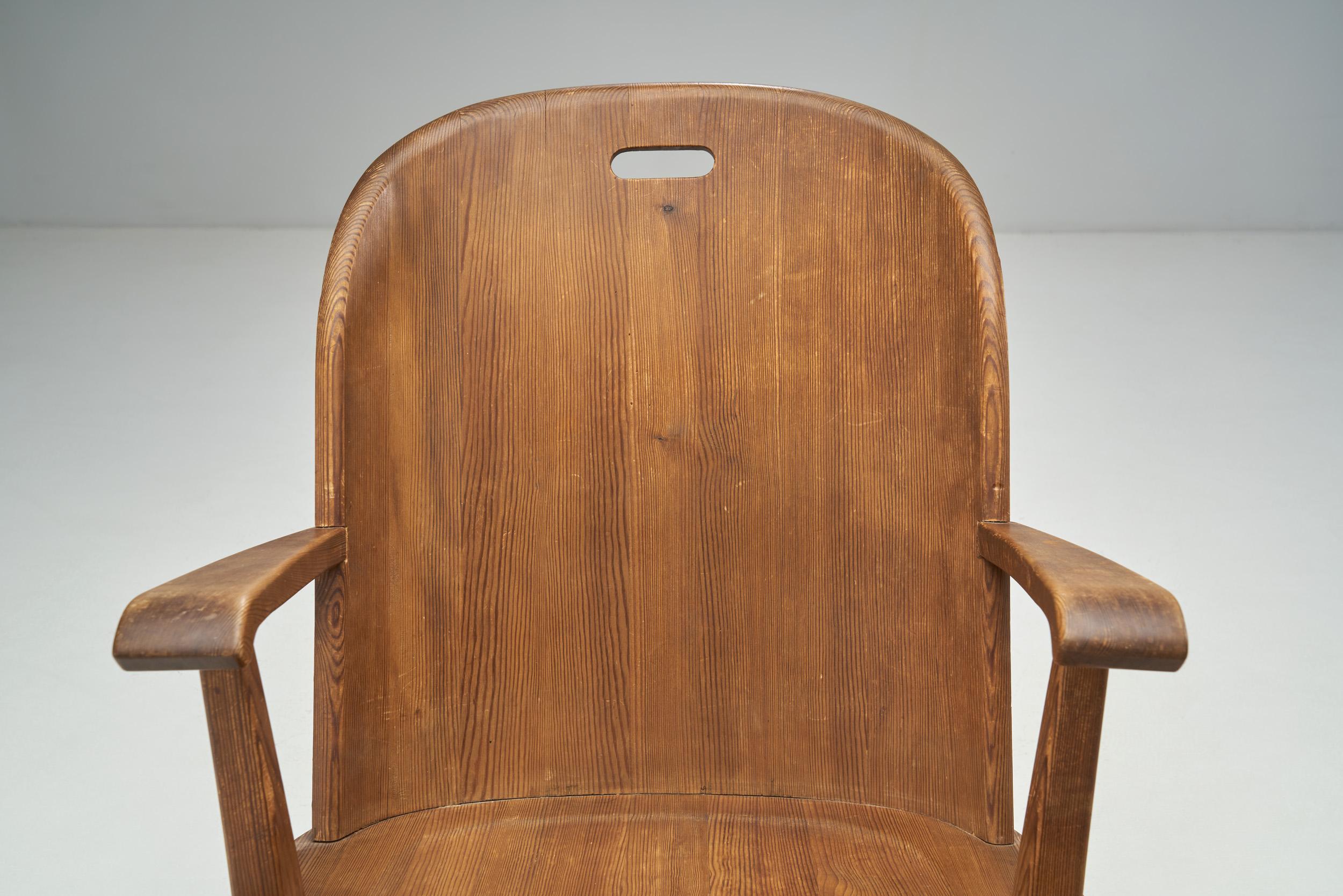 AB Åby Möbelfabrik Pine Rocking Chair, Sweden 1940s For Sale 4
