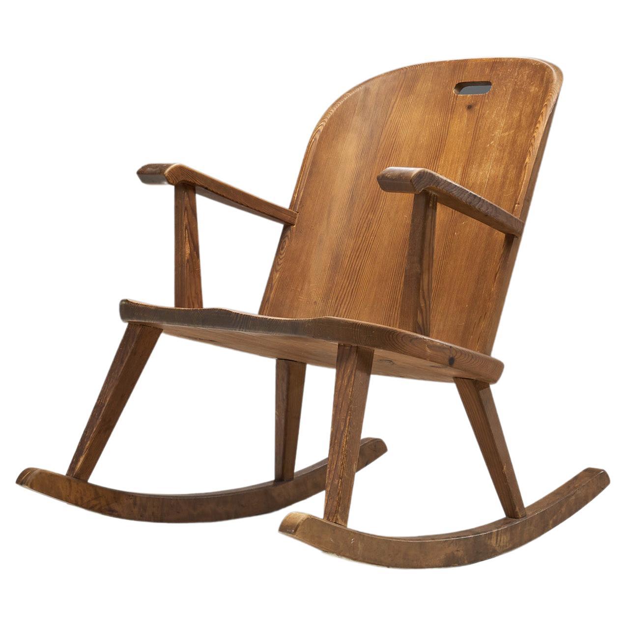 AB Åby Möbelfabrik Pine Rocking Chair, Sweden 1940s For Sale
