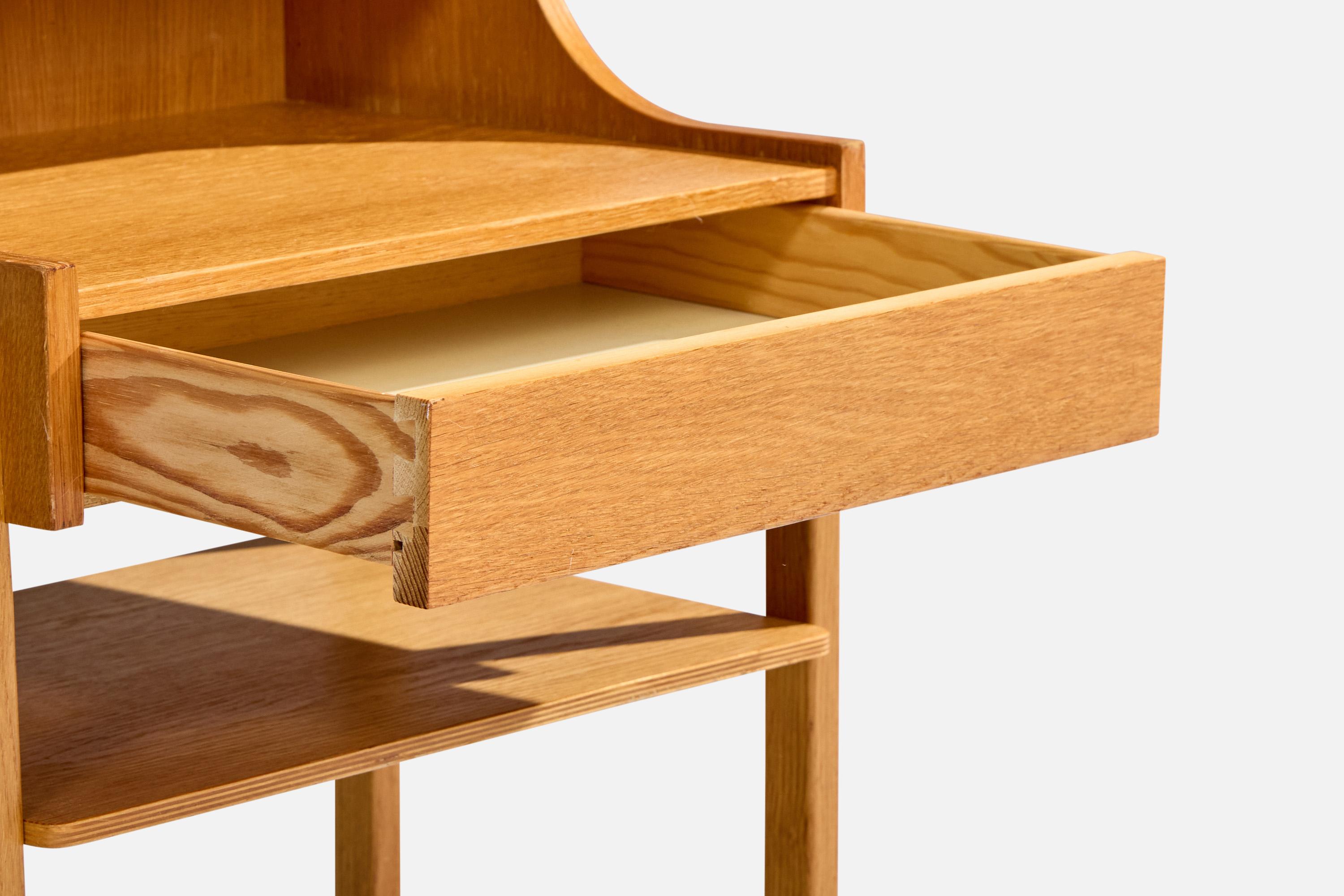 AB Carlström & Co, Tables de chevet, Oak, Suède, années 1950 en vente 1