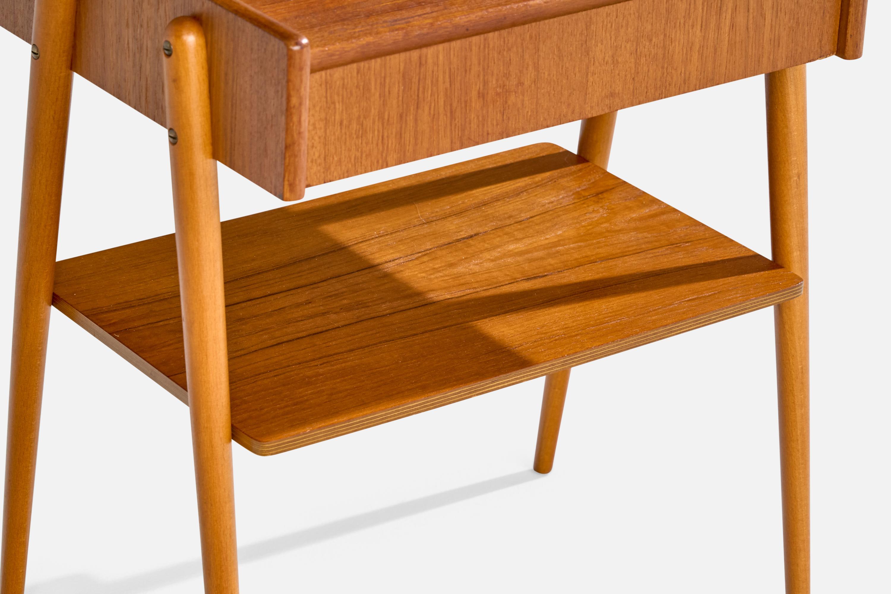AB Carlström & Co, Nightstands, Teak, Birch, Sweden, 1950s For Sale 3