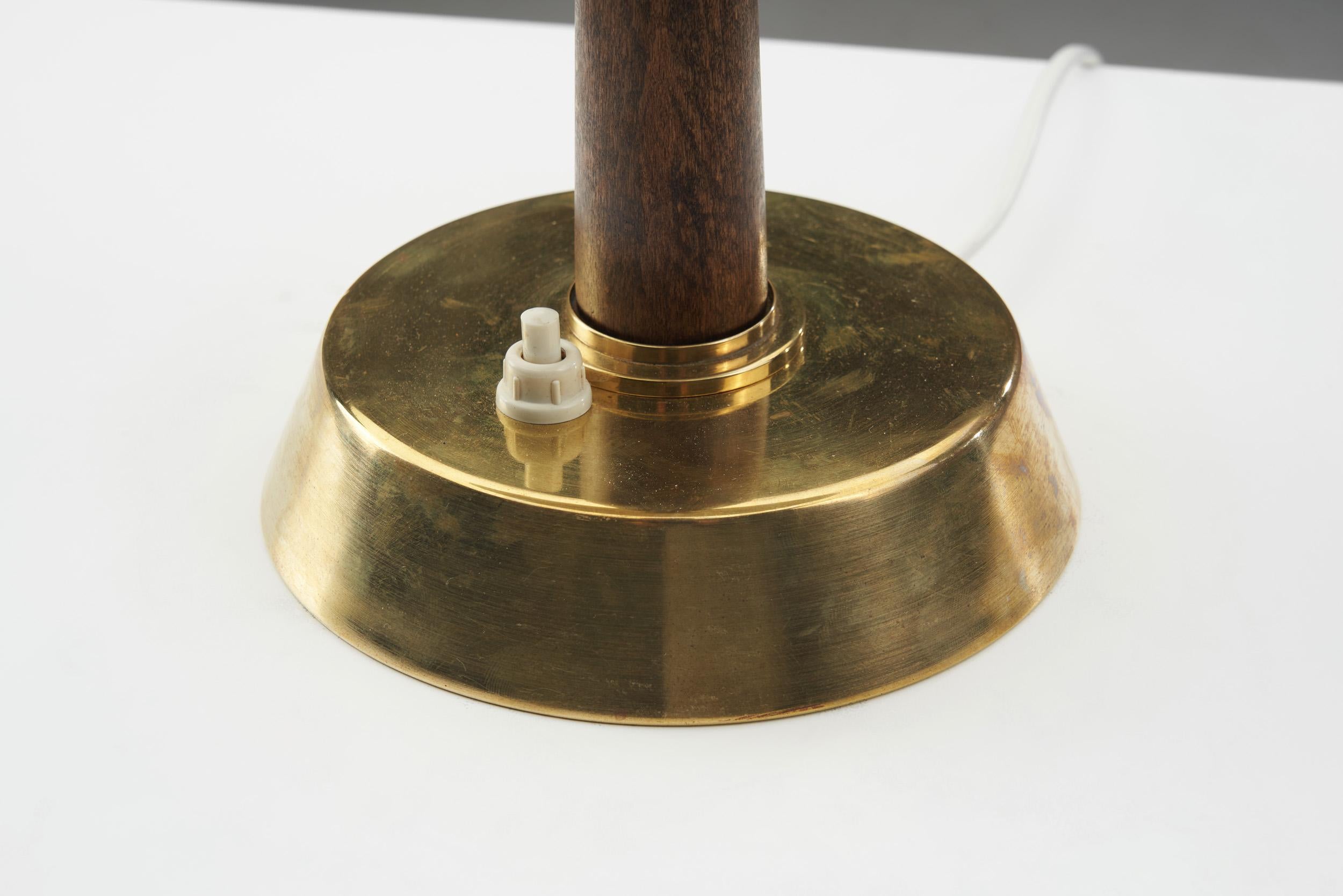AB E. Hansson & Co. Brass Table Lamp with Adjustable Shade, Sweden 1950s For Sale 8