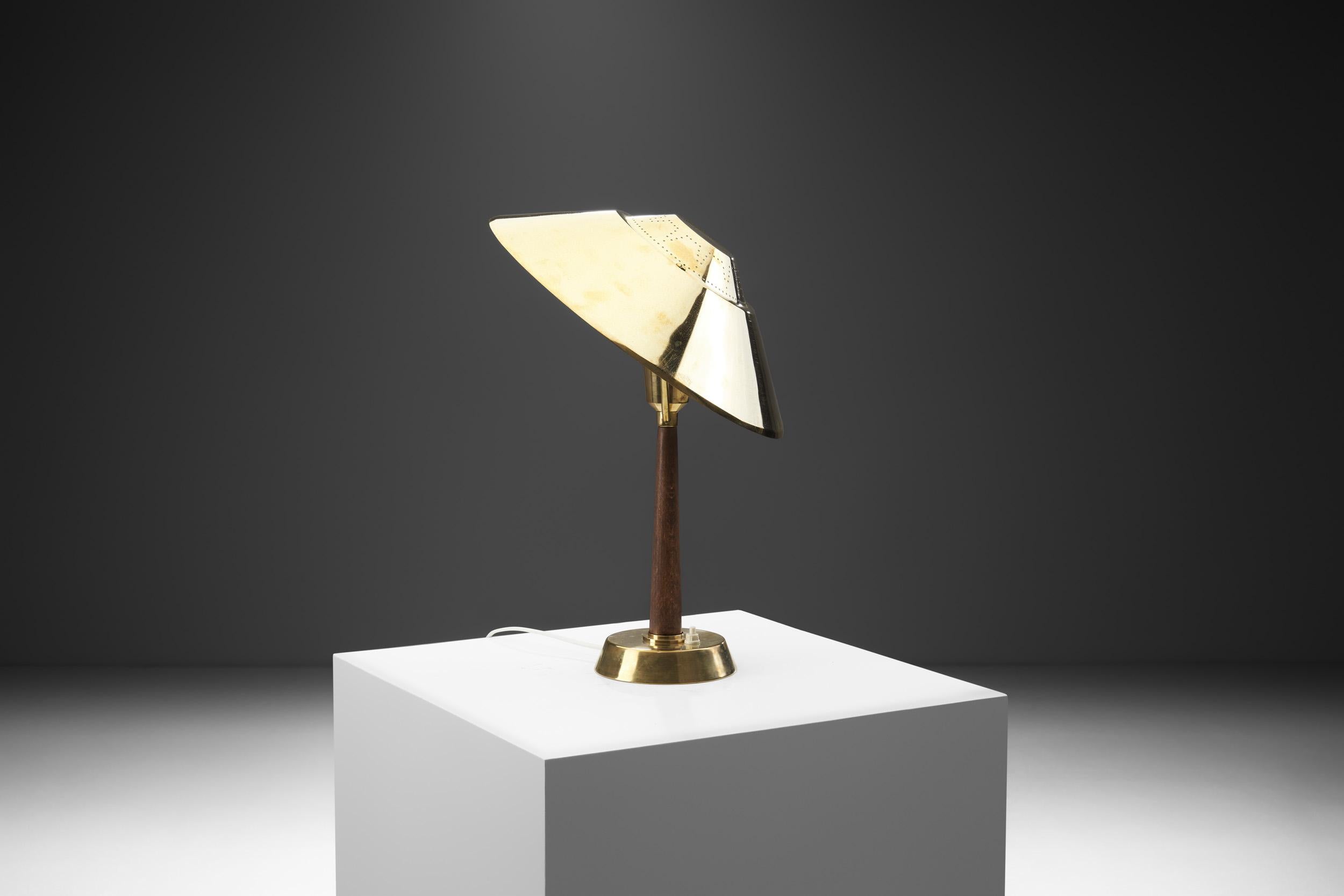 Mid-20th Century AB E. Hansson & Co. Brass Table Lamp with Adjustable Shade, Sweden 1950s For Sale