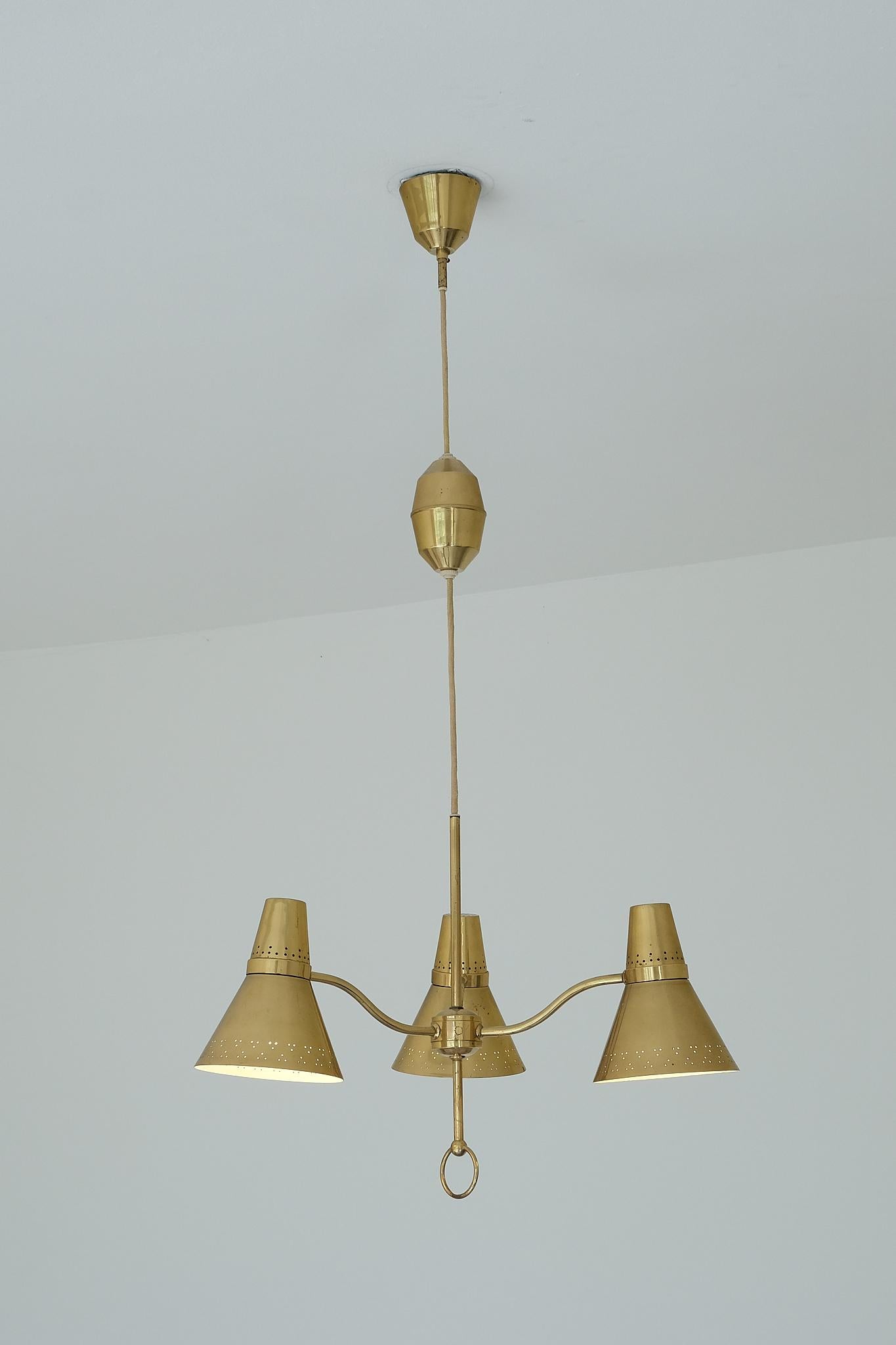 Scandinavian Modern AB. E. Hansson Height Adjustable Three Arm Pendant Light in Brass, Sweden, 1950s