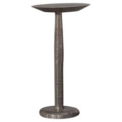 A&B Living Flo Liquid Metal Finish Beistelltisch mit strukturierter Platte