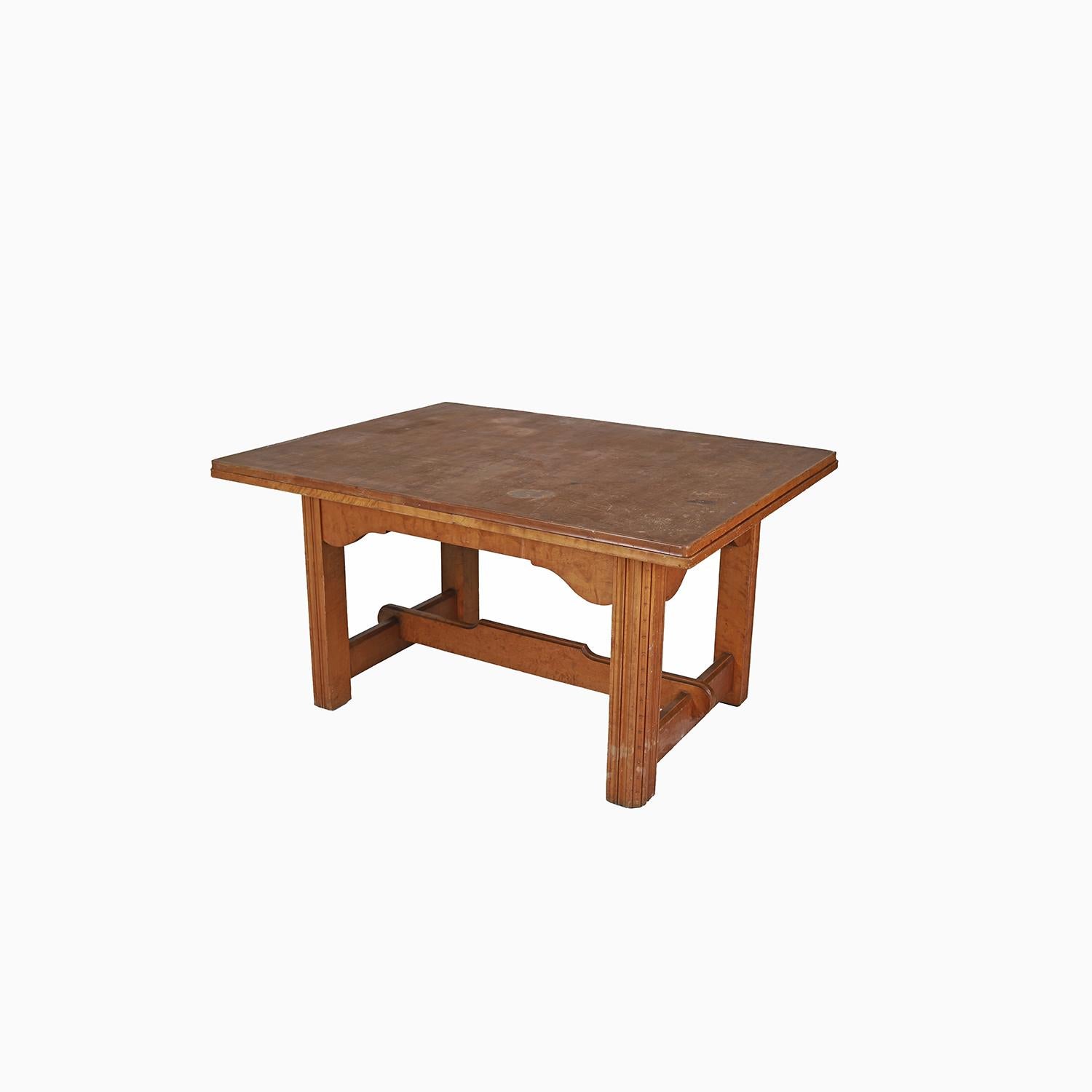 AB Nordiska Kompaniet Art Nouveau Draw Leaf Dining Table In Good Condition In Minneapolis, MN