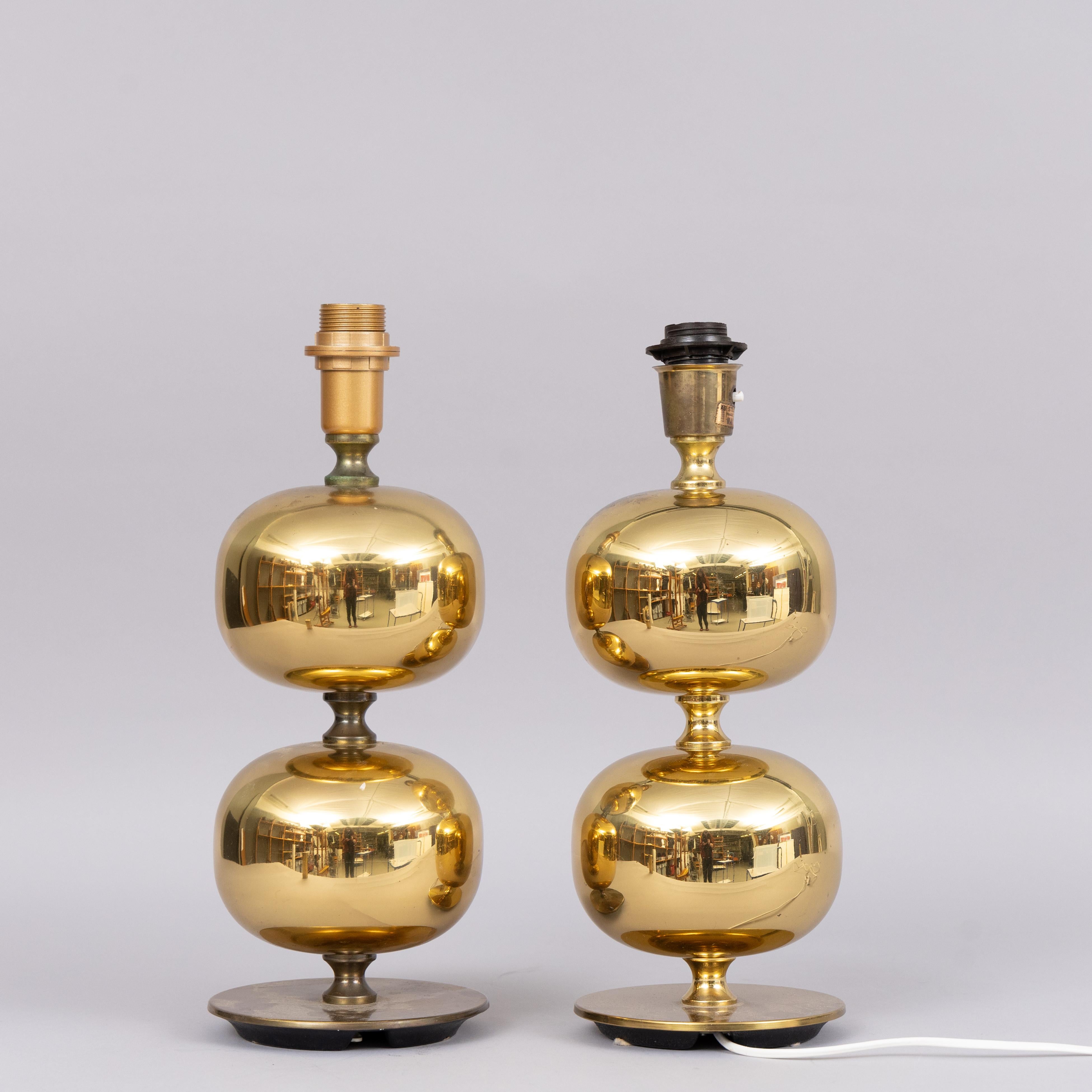 Ab Stilarmartur Brass table lamps a pair Sweden 1960 In Good Condition For Sale In Paris, FR