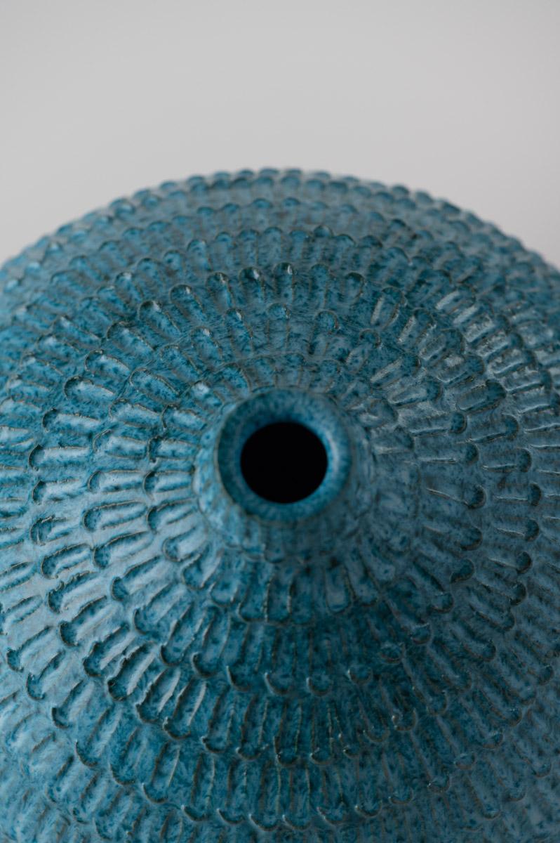 Italian ABA-10 Nuoveforme Turquoise Vase with Notches For Sale
