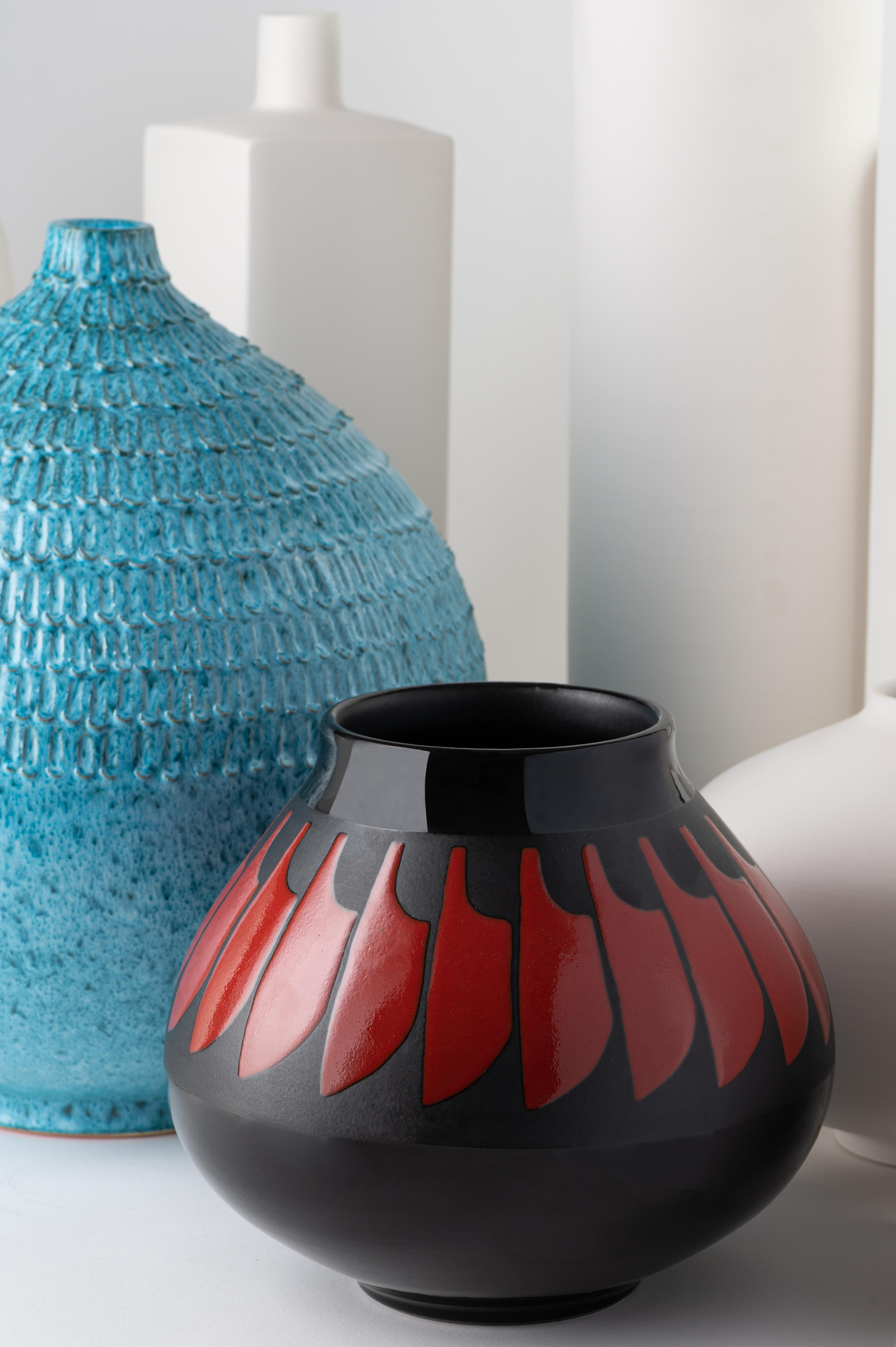 Fait main ABA-10 Vase Nuoveforme turquoise avec clous en vente