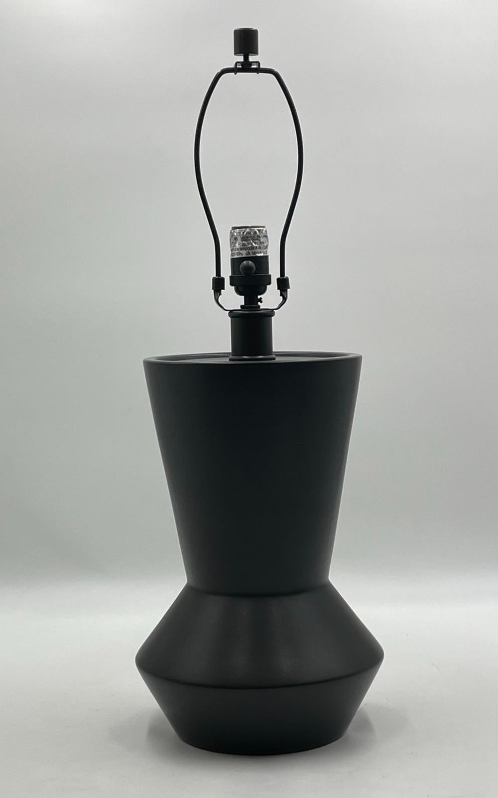 Contemporary Abaco Table Lamp by Chapman & Myers For Sale