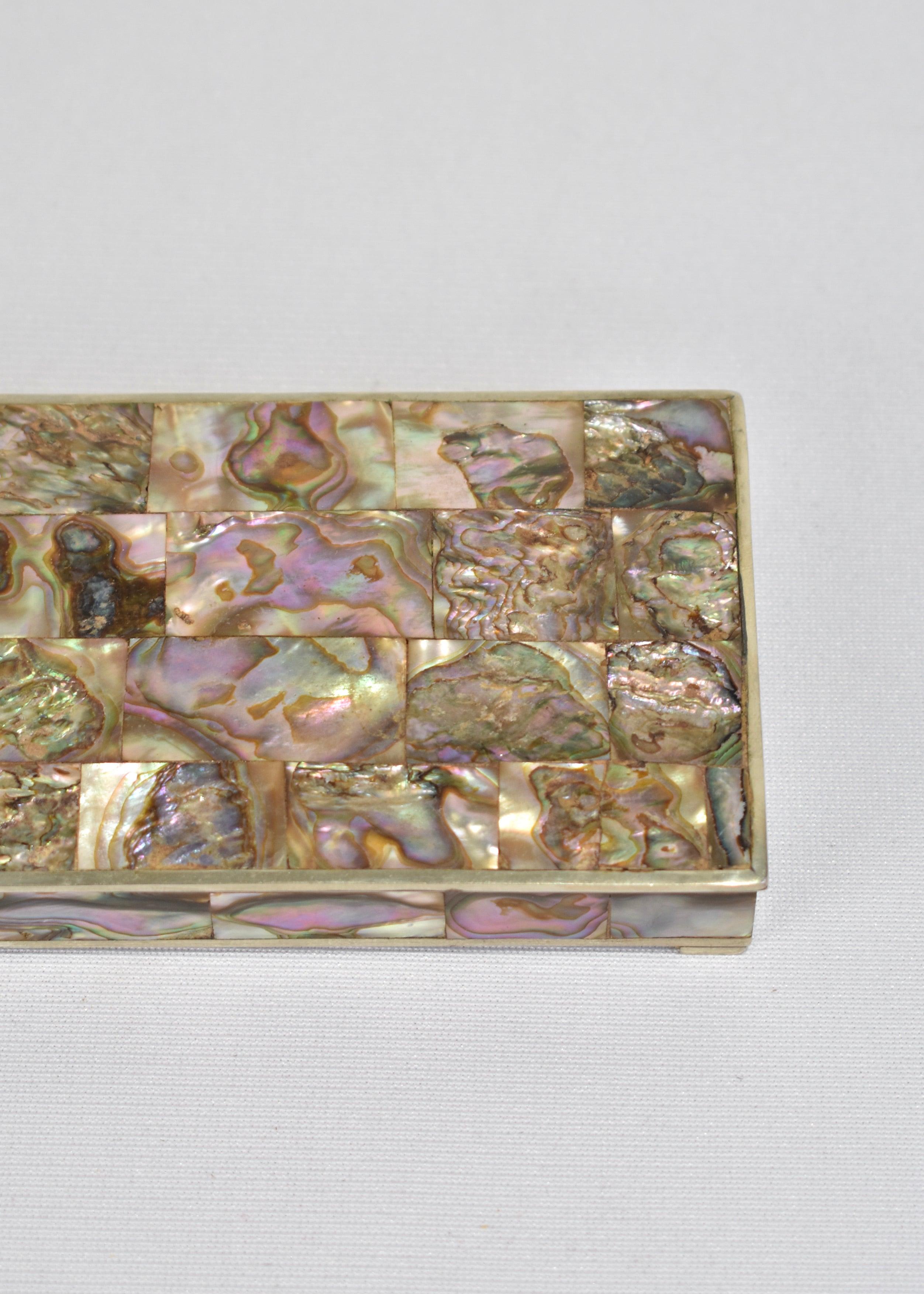 Abalone Jewelry Box In Good Condition In Richmond, VA