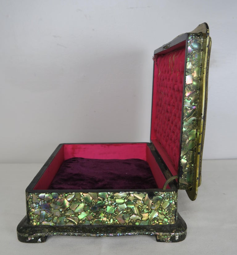 Abalone and Mother of Pearl Jewelry Box, circa 1880s In Distressed Condition For Sale In Los Angeles, CA