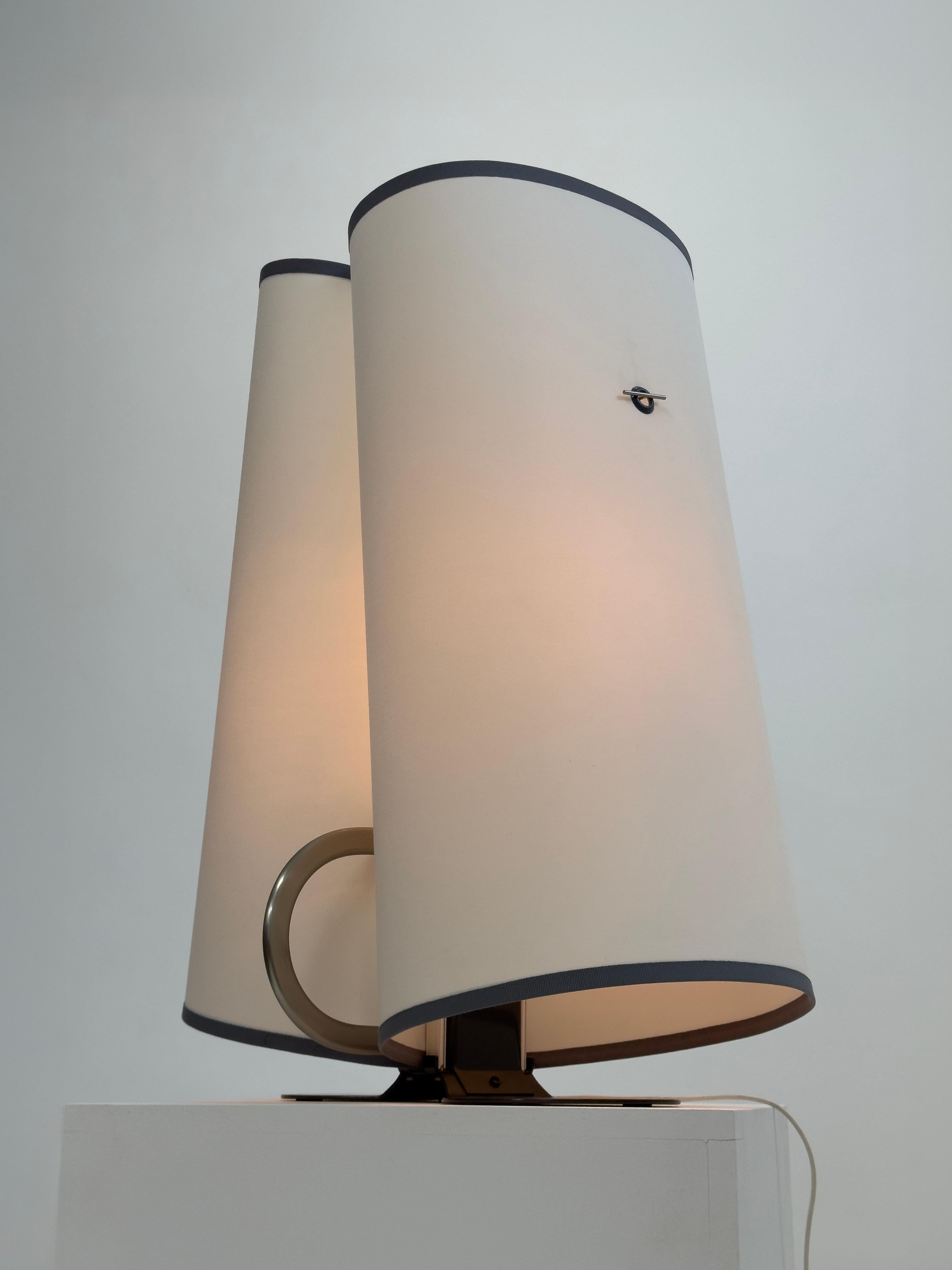 Abatina table lamp designed by Afra & Tobia Scarpa for Flos, Italy 1980s im Angebot 4