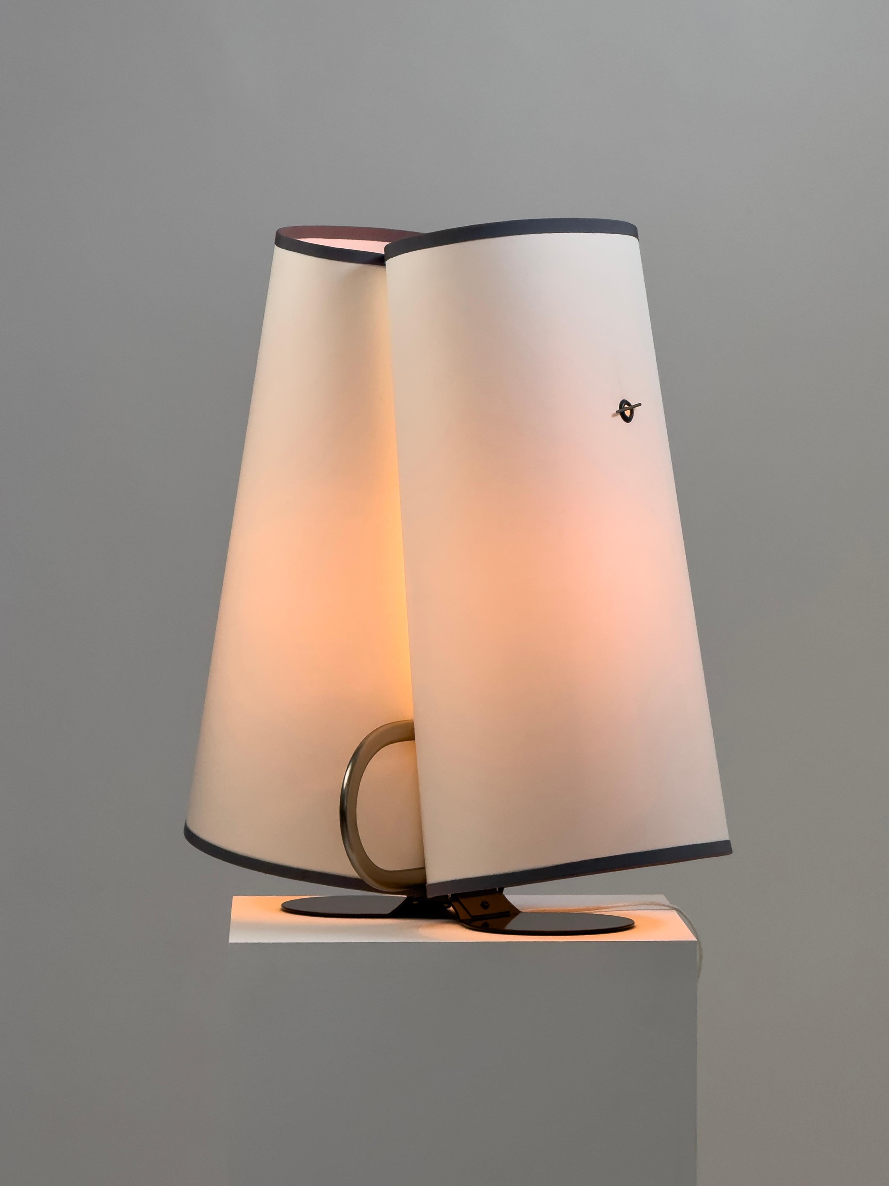 Abatina table lamp designed by Afra & Tobia Scarpa for Flos, Italy 1980s (Europäisch) im Angebot