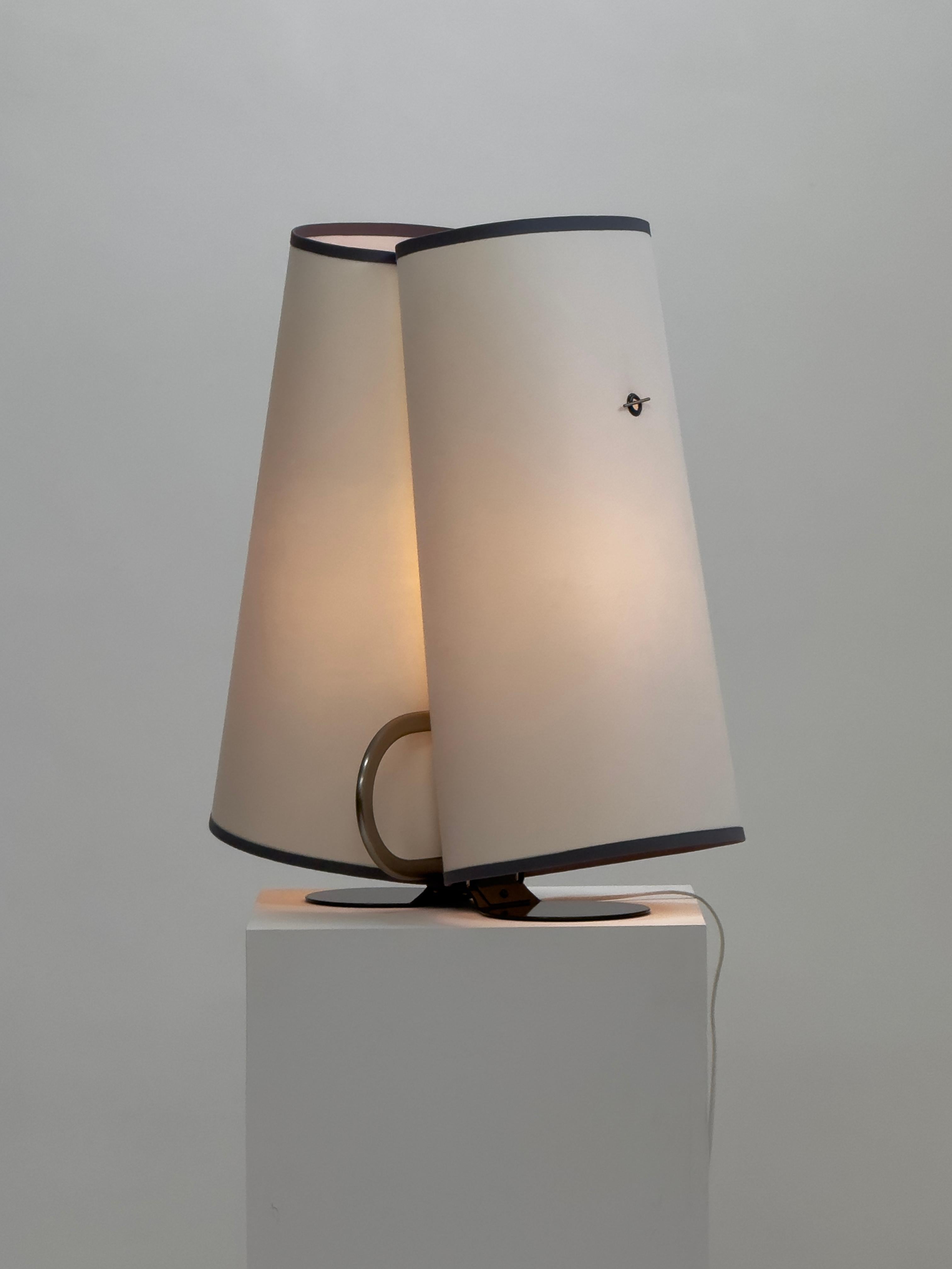 Abatina table lamp designed by Afra & Tobia Scarpa for Flos, Italy 1980s im Angebot 1