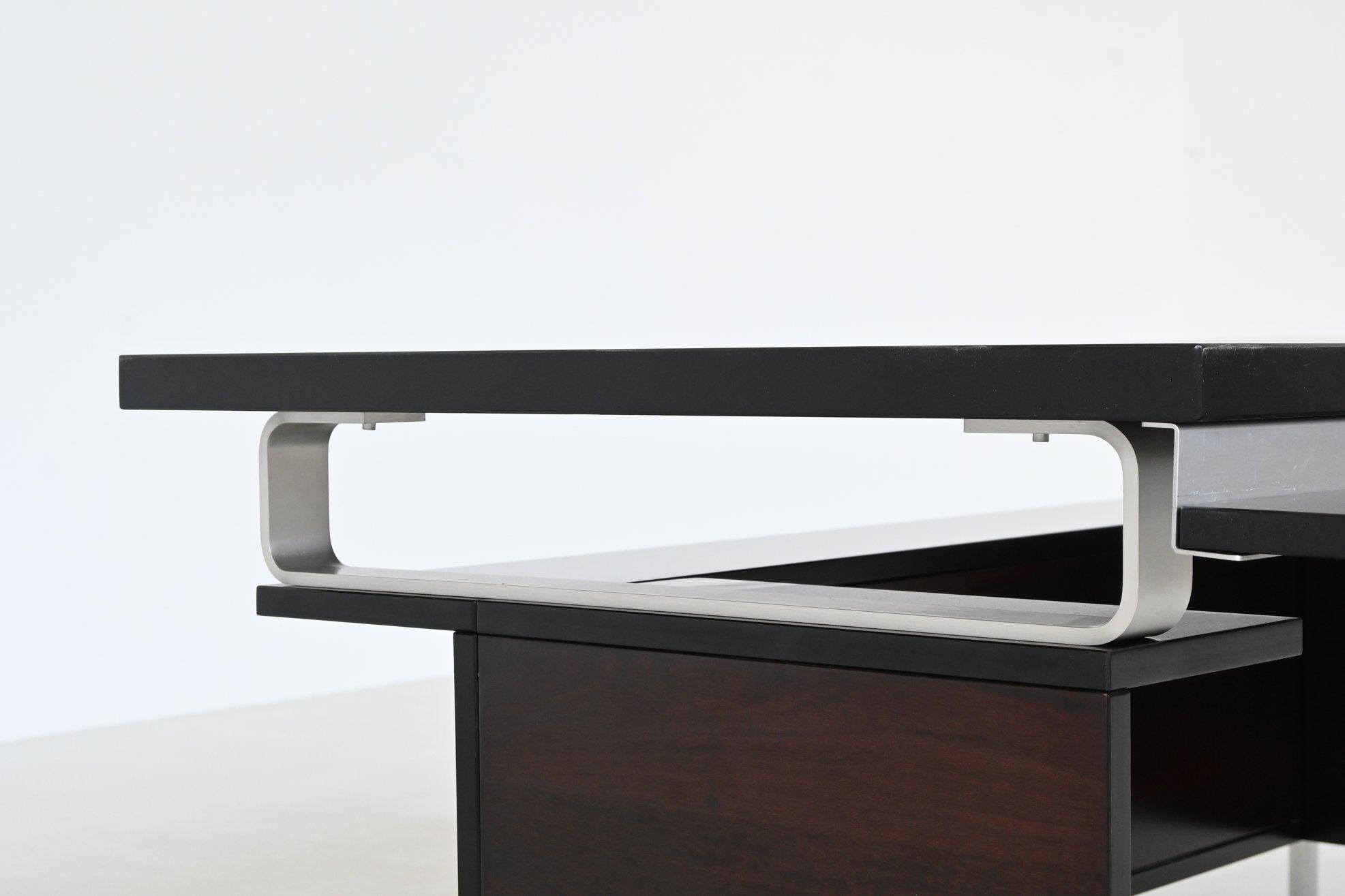 Abbondinterni executive corner desk in Mahogany Italy 1970 For Sale 5