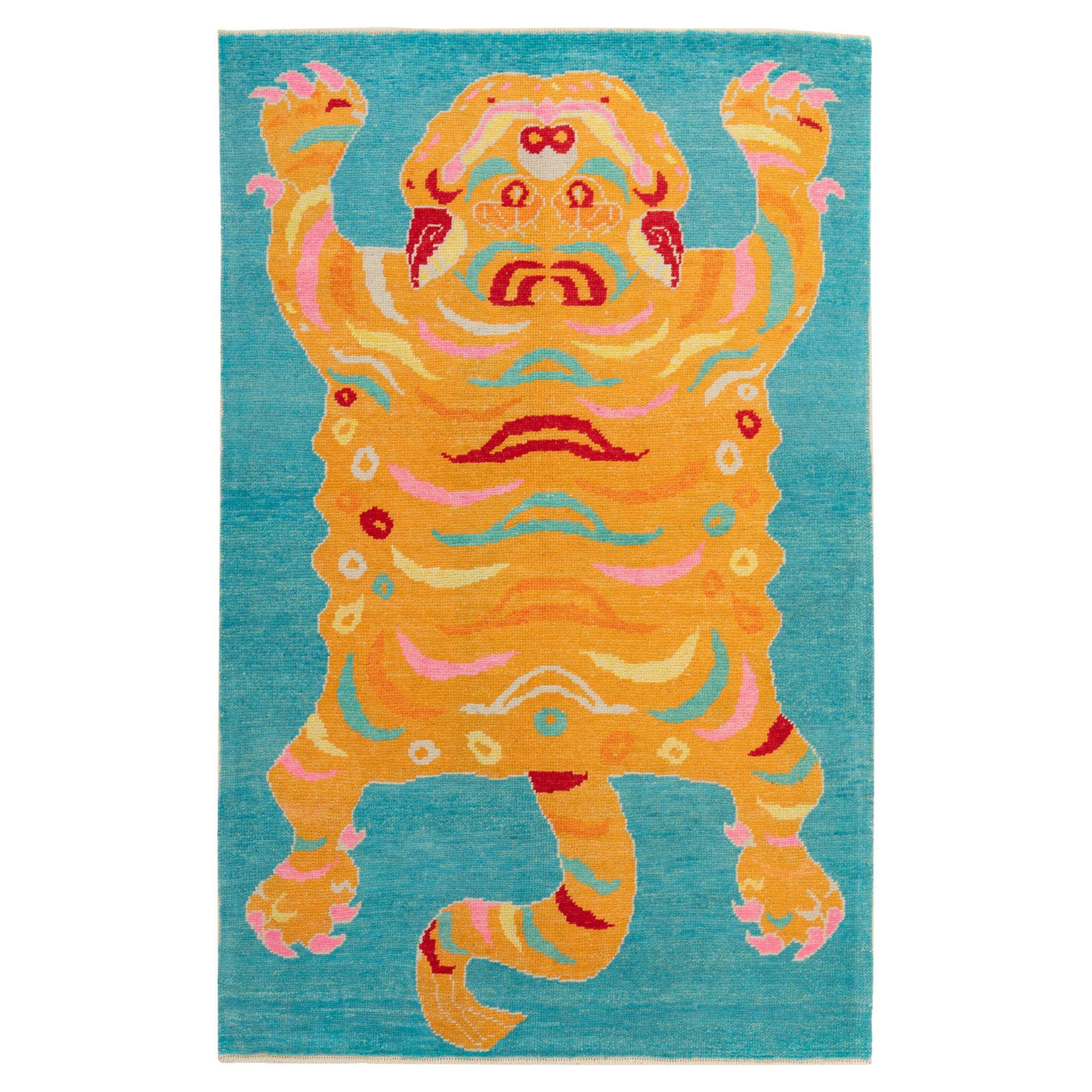 abc carpet Blue Contemporary Tiger Wool Rug - 4'8" x 7'1"