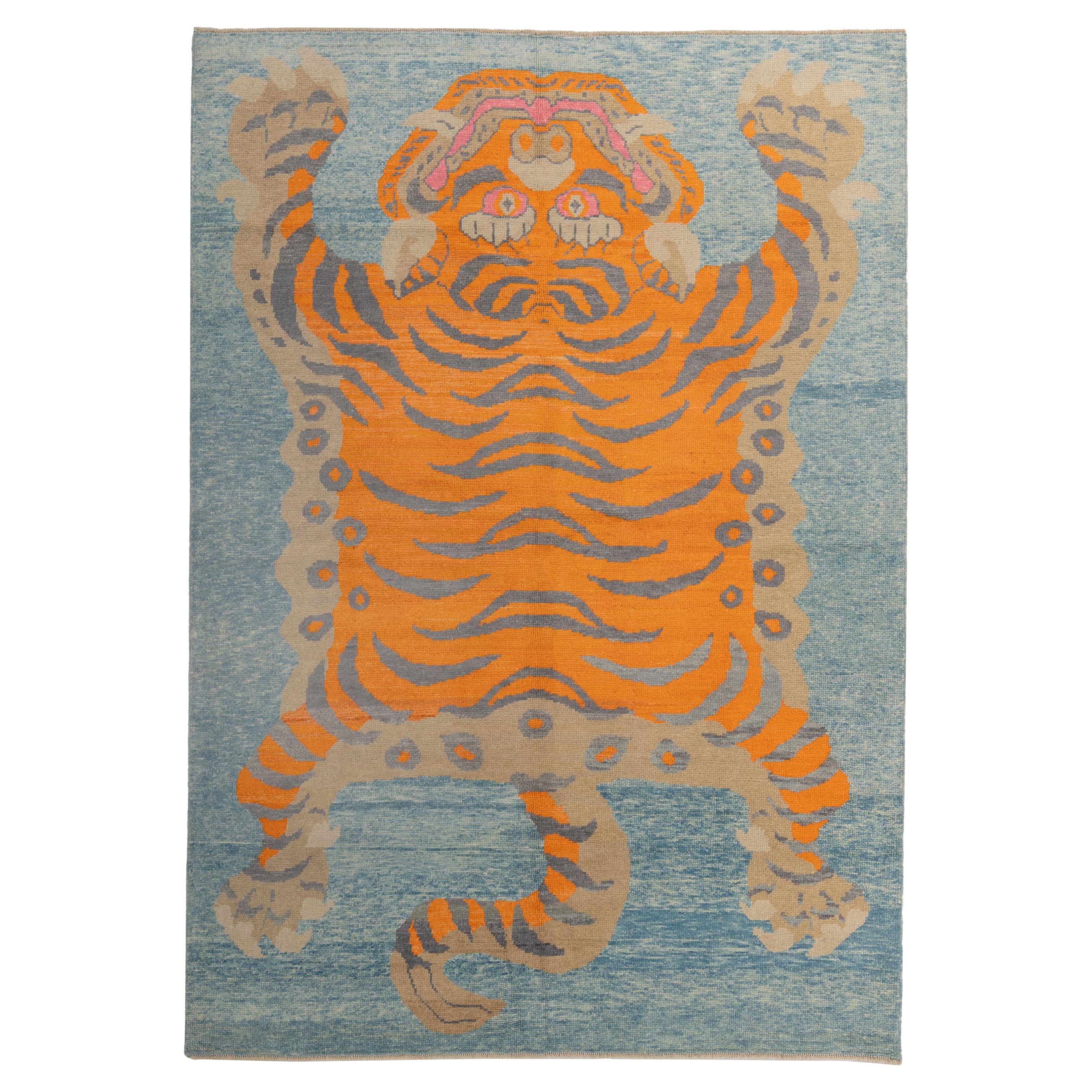 abc carpet Blue Contemporary Tiger Wool Rug - 6'12" x 9'11" For Sale