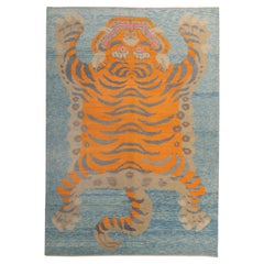 abc carpet Blue Contemporary Tiger Wool Rug - 6'12" x 9'11"